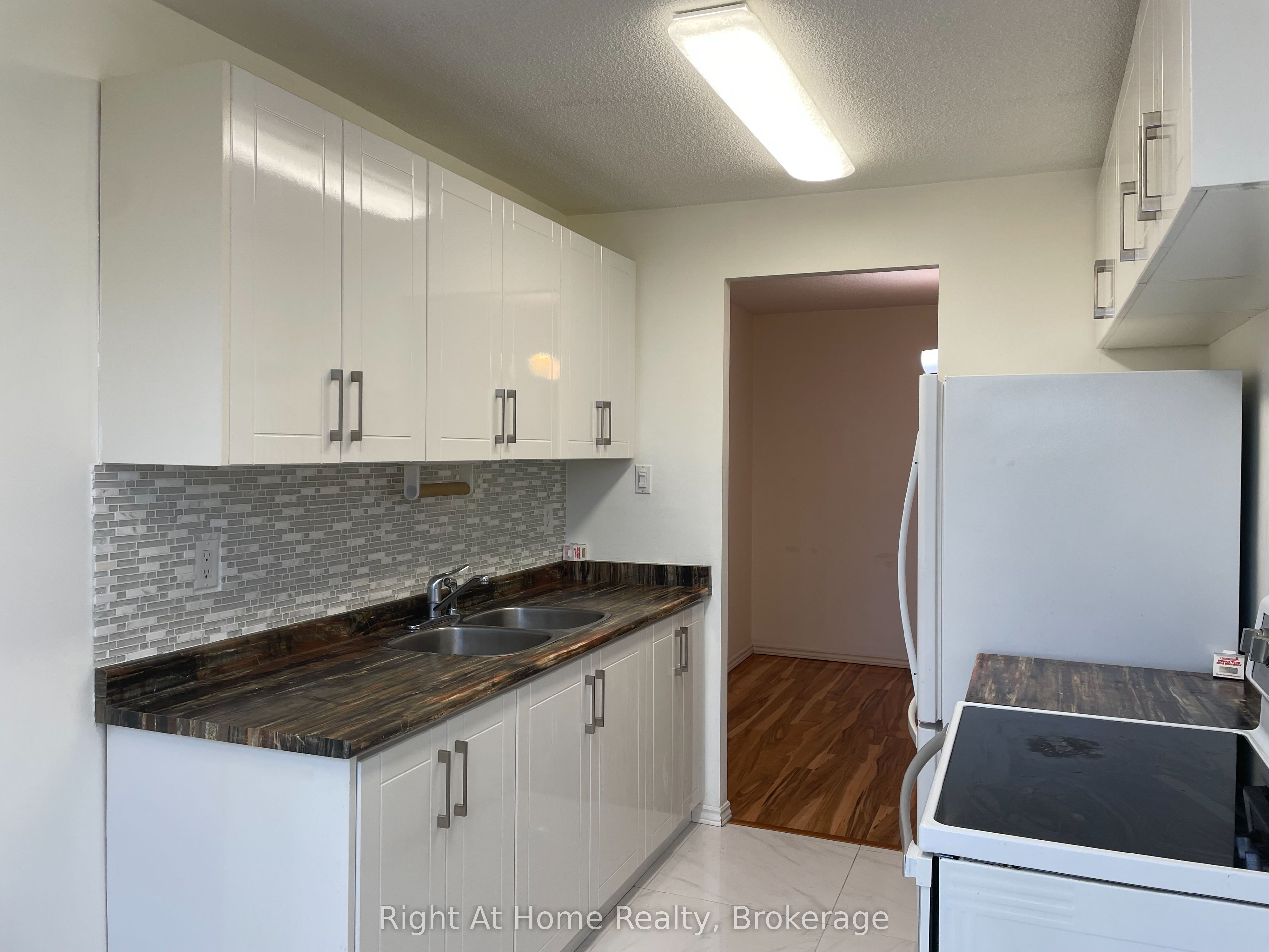 MLS #W12358209 image #5