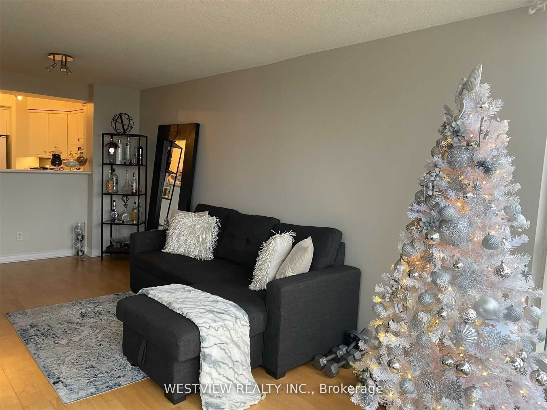 MLS #W12359430 image #10