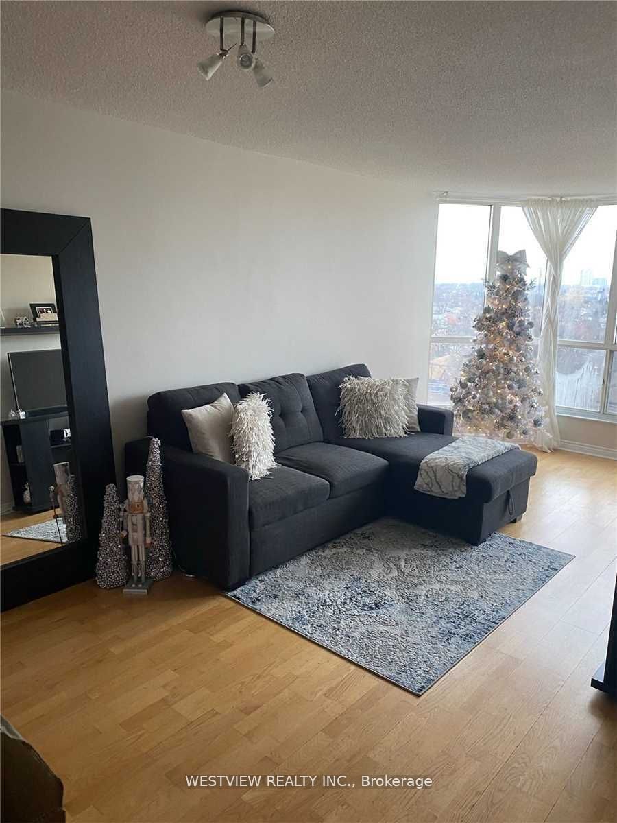 MLS #W12359430 image #11