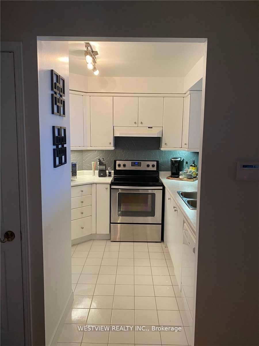 MLS #W12359430 image #15