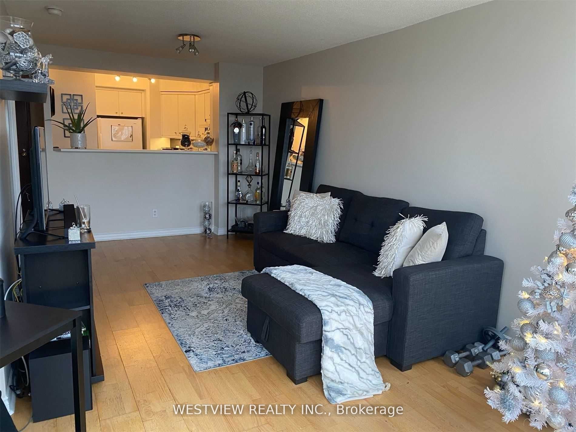 MLS #W12359430 image #8