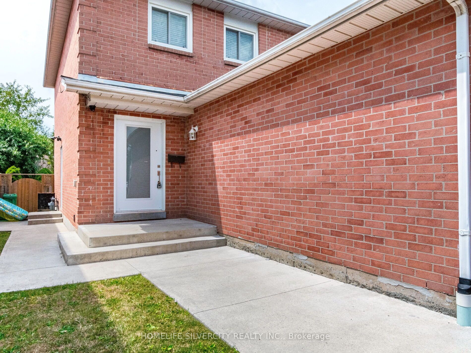 MLS #W12360005 image #2