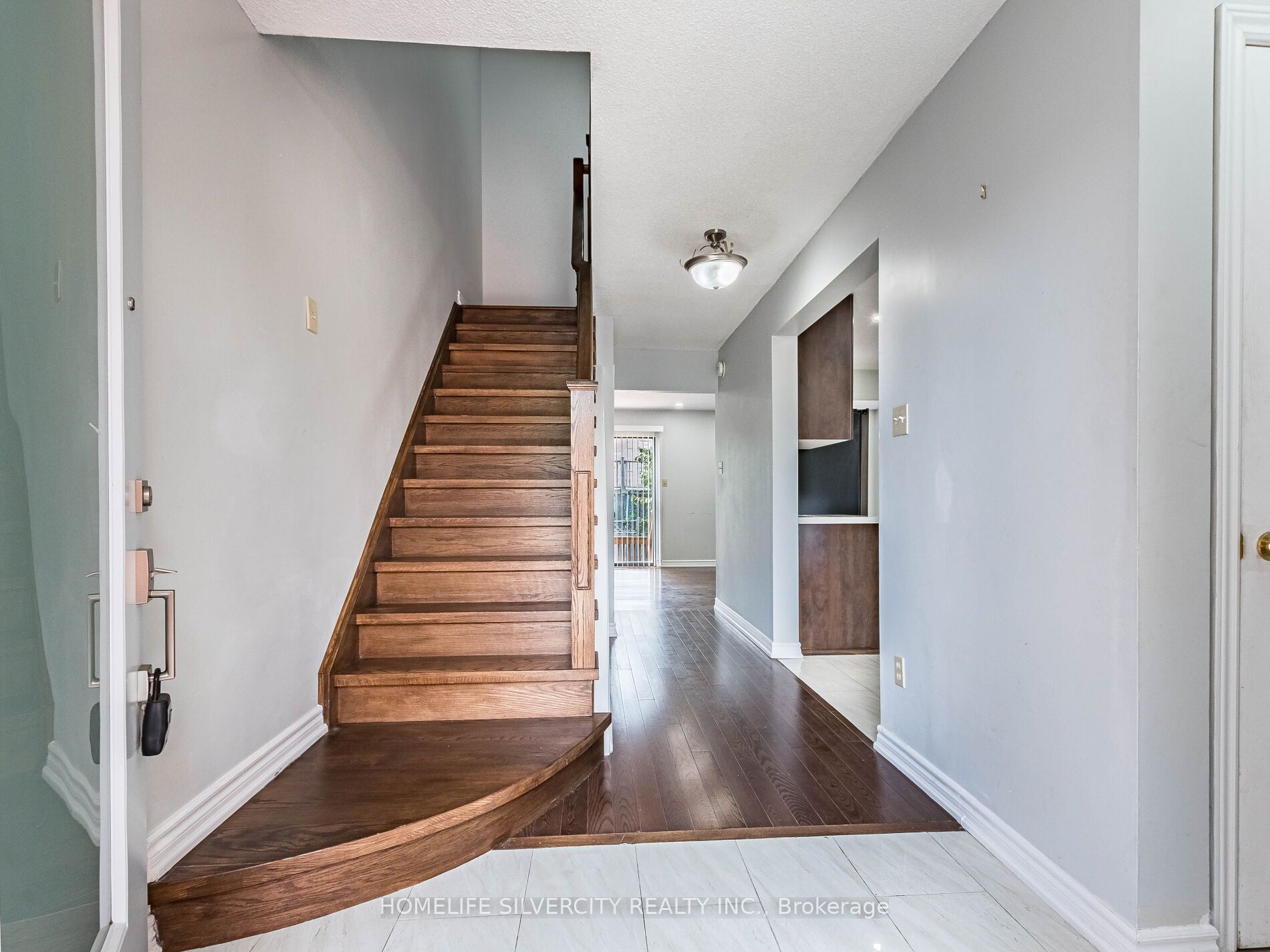 MLS #W12360005 image #3