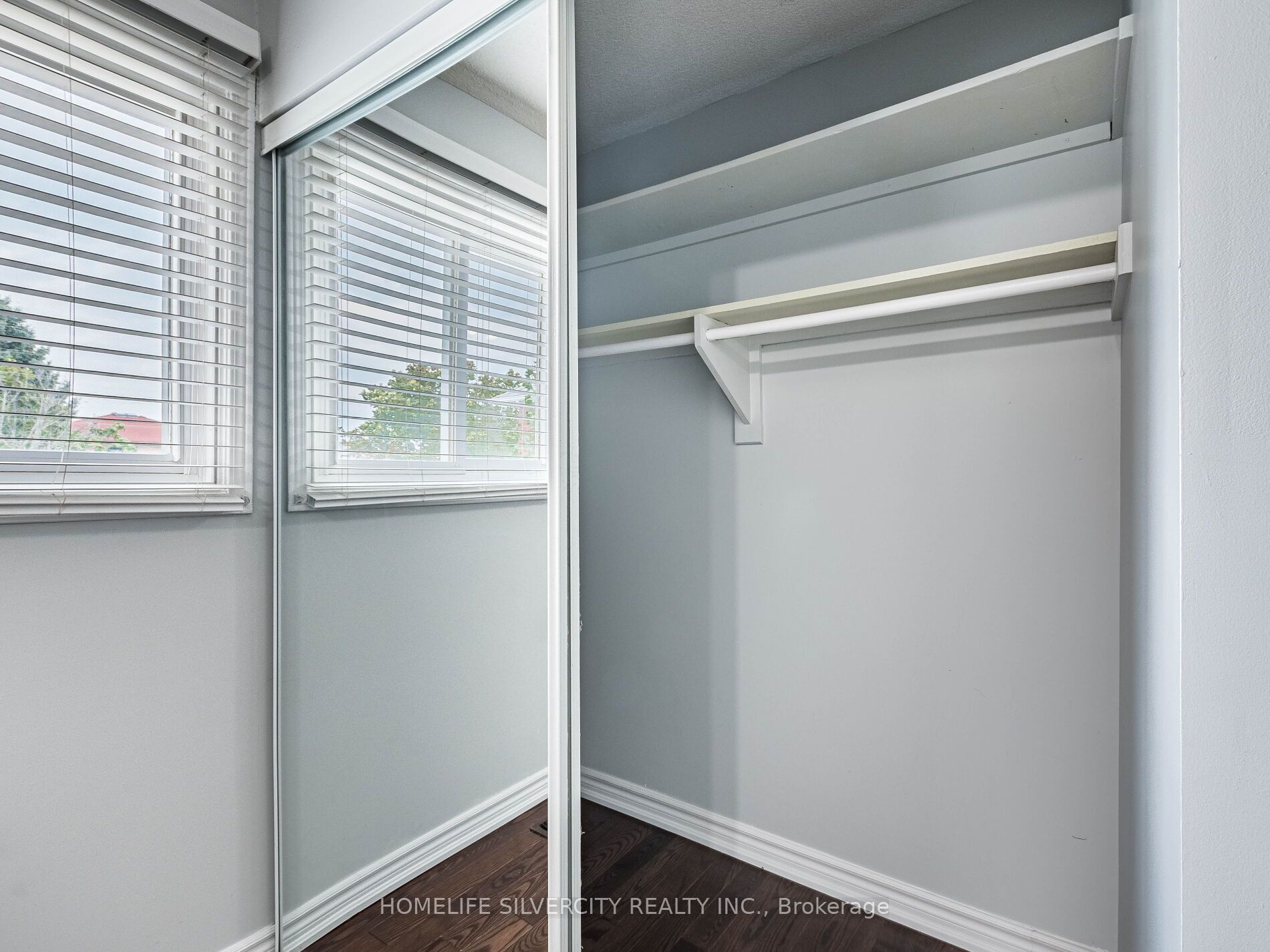 MLS #W12360005 image #31