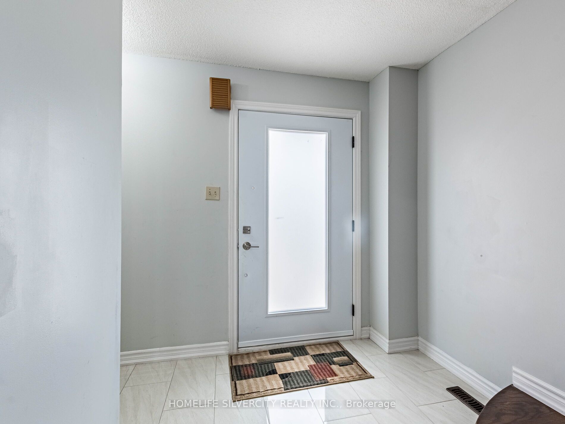 MLS #W12360005 image #4