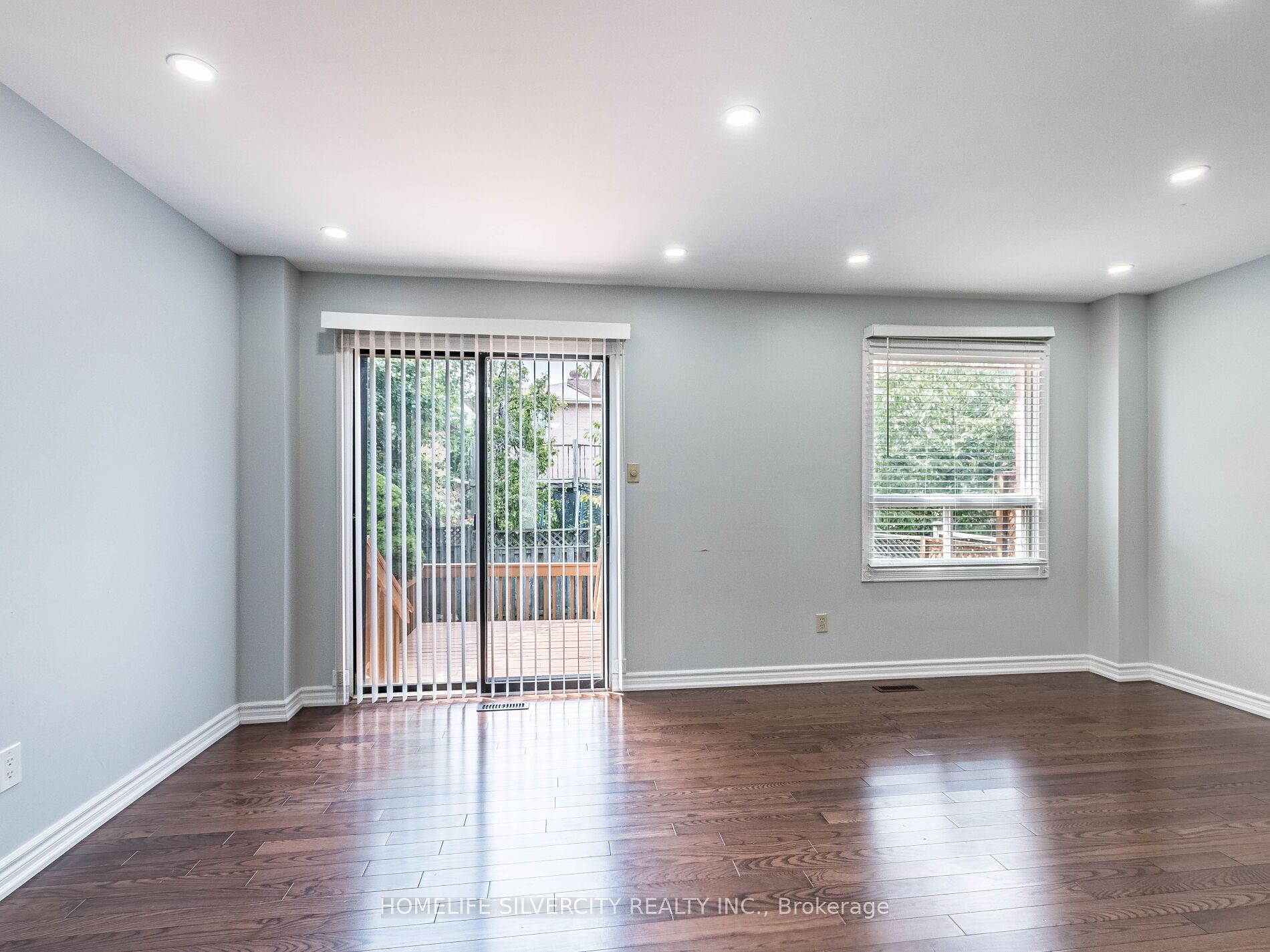 MLS #W12360005 image #7