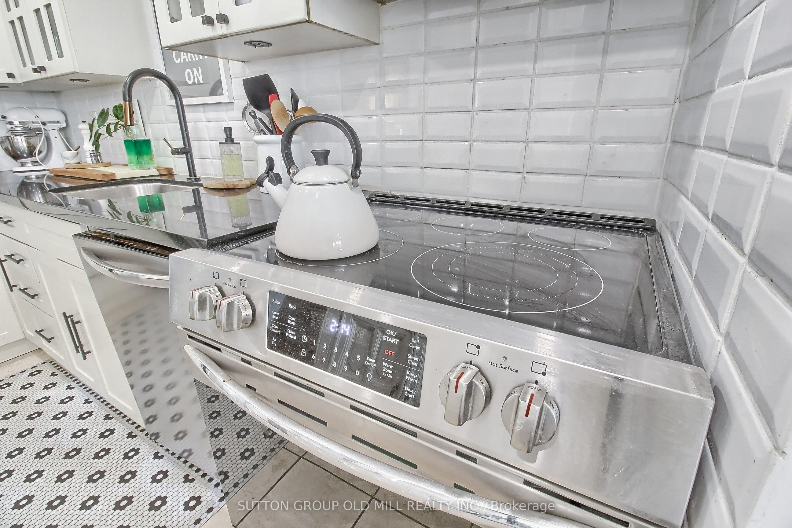 MLS #W12360116 image #18