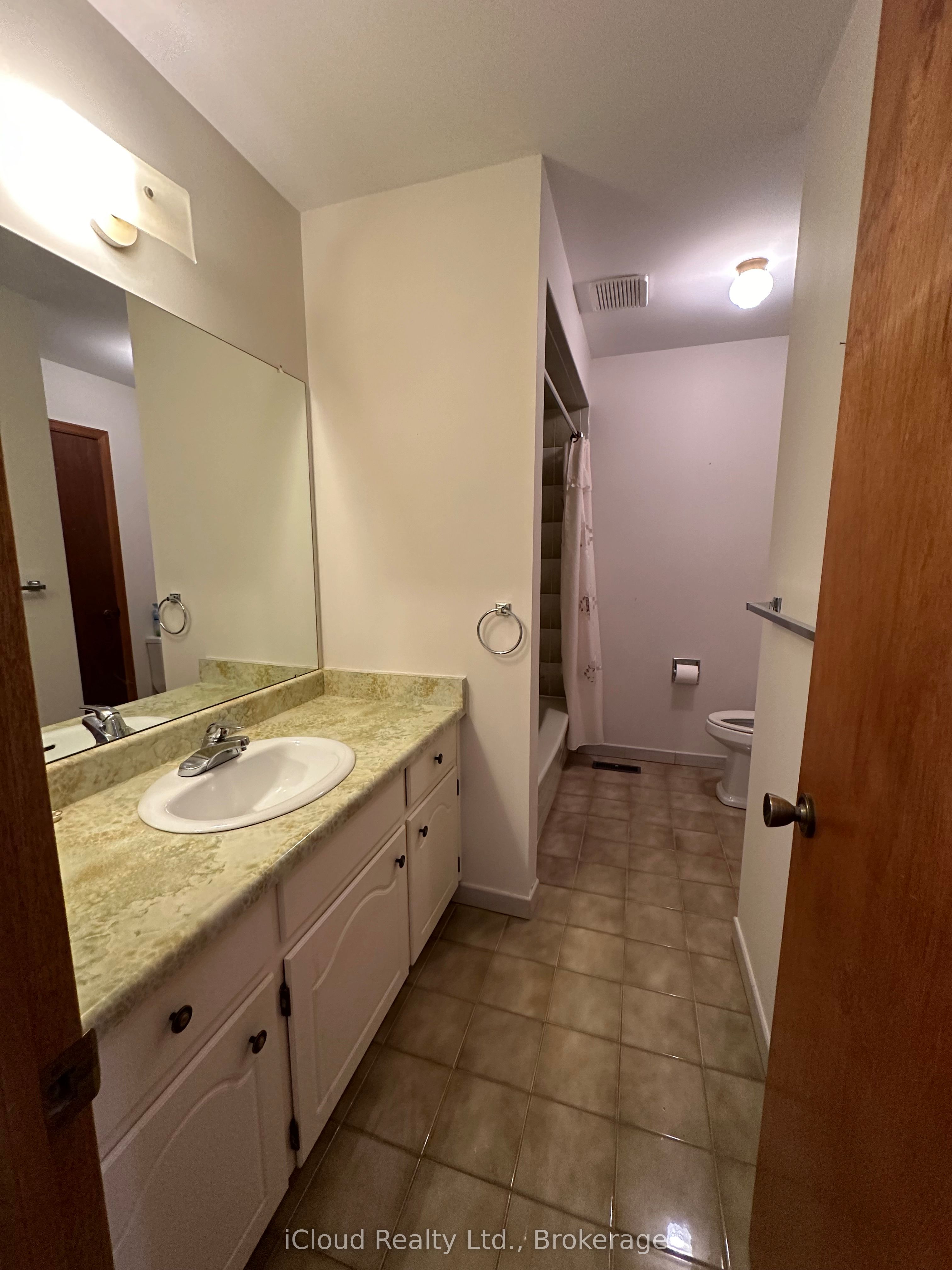 MLS #W12360278 image #17