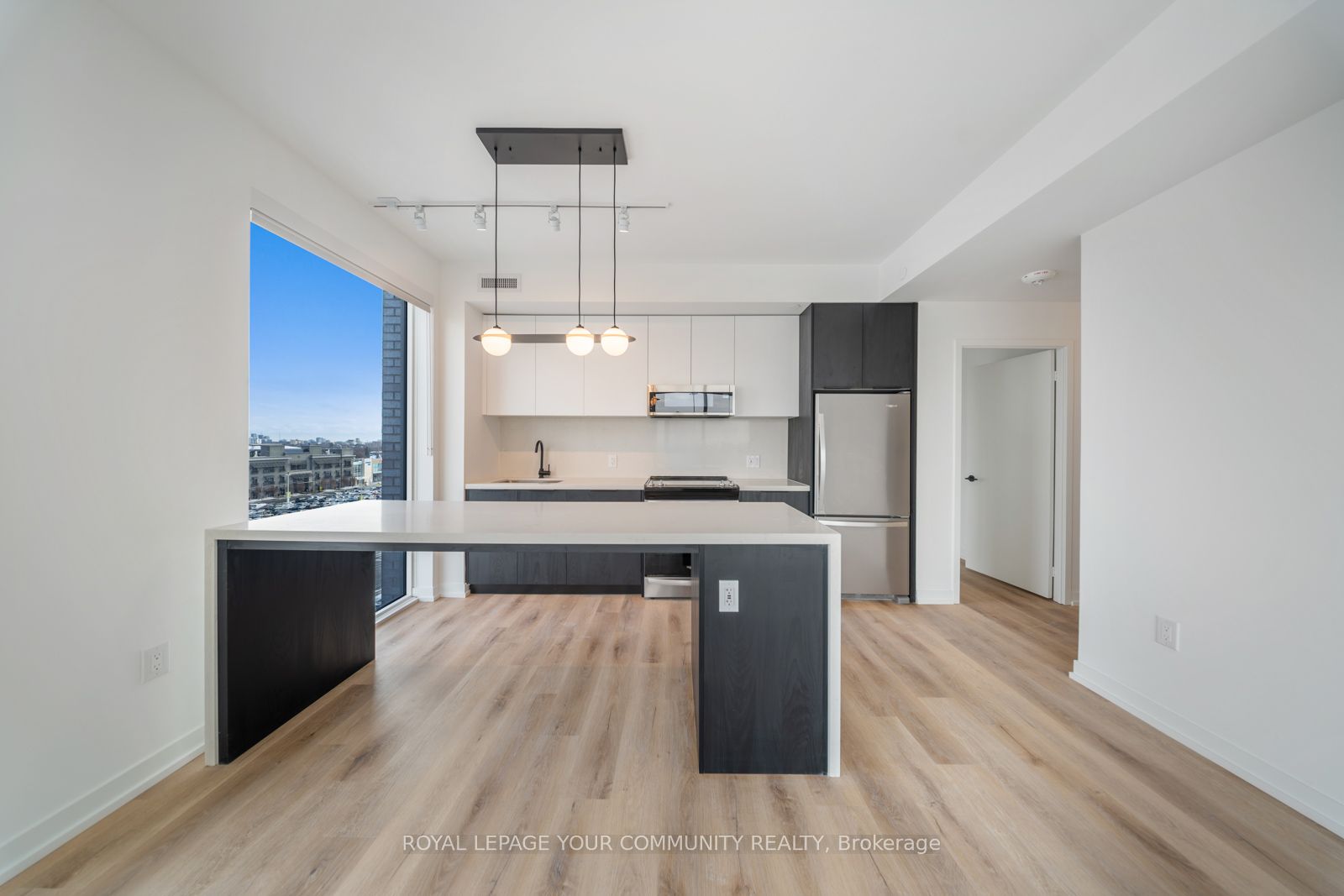 MLS #W12360287 image #7