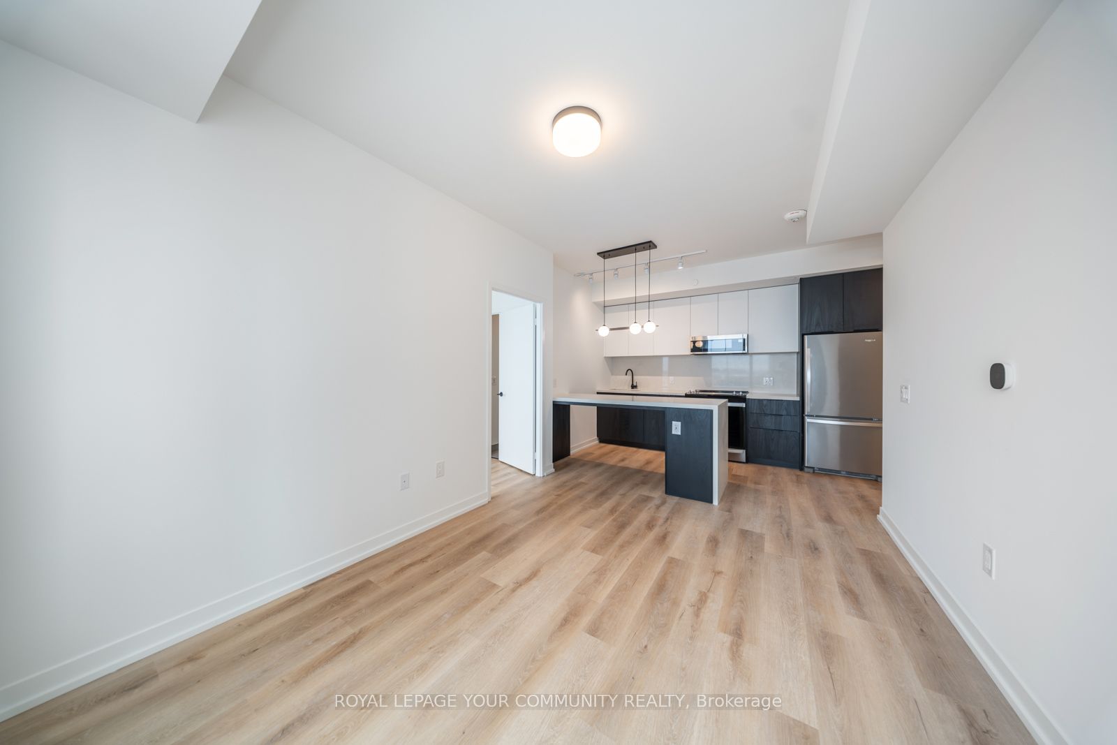 MLS #W12360288 image #11