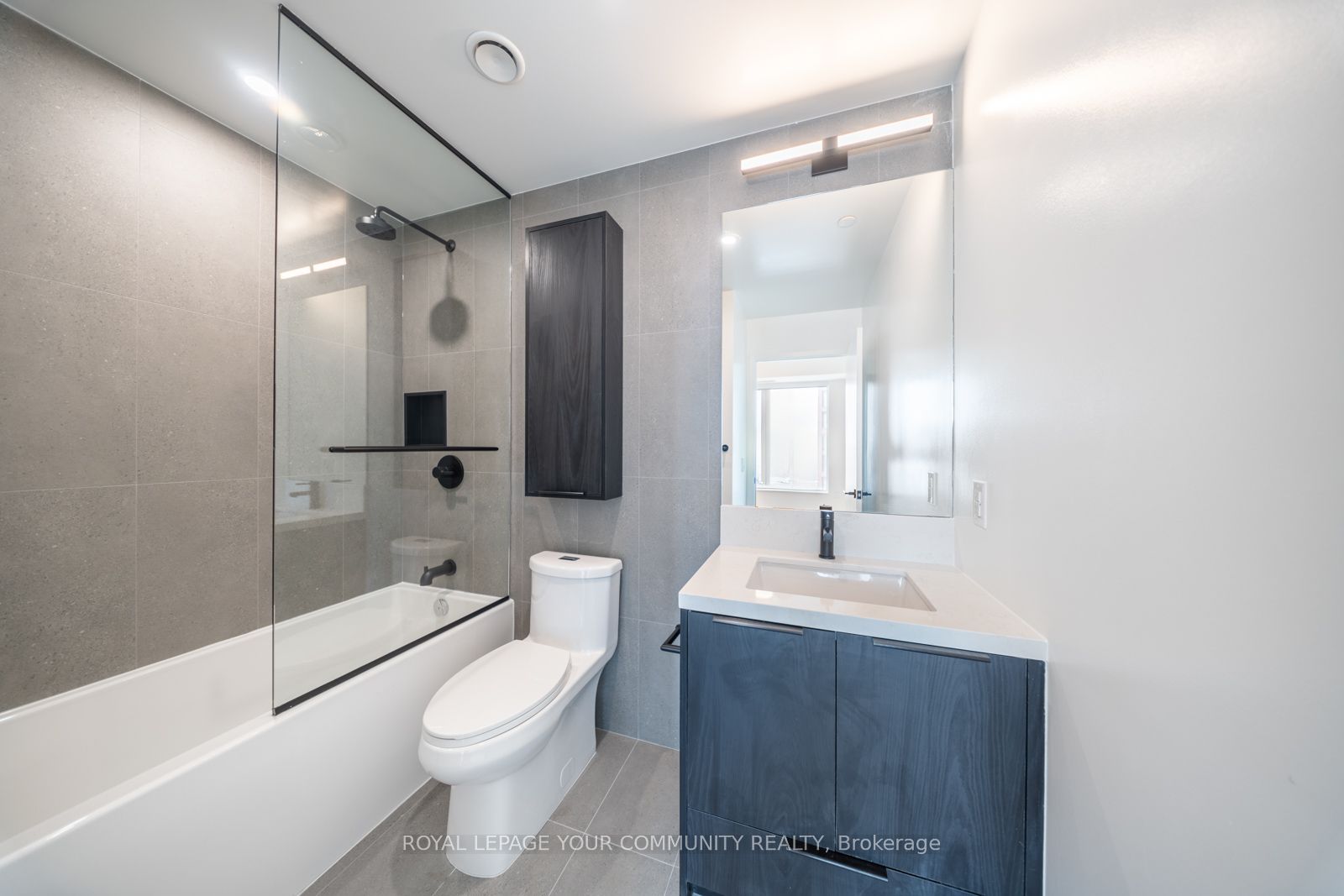 MLS #W12360288 image #15