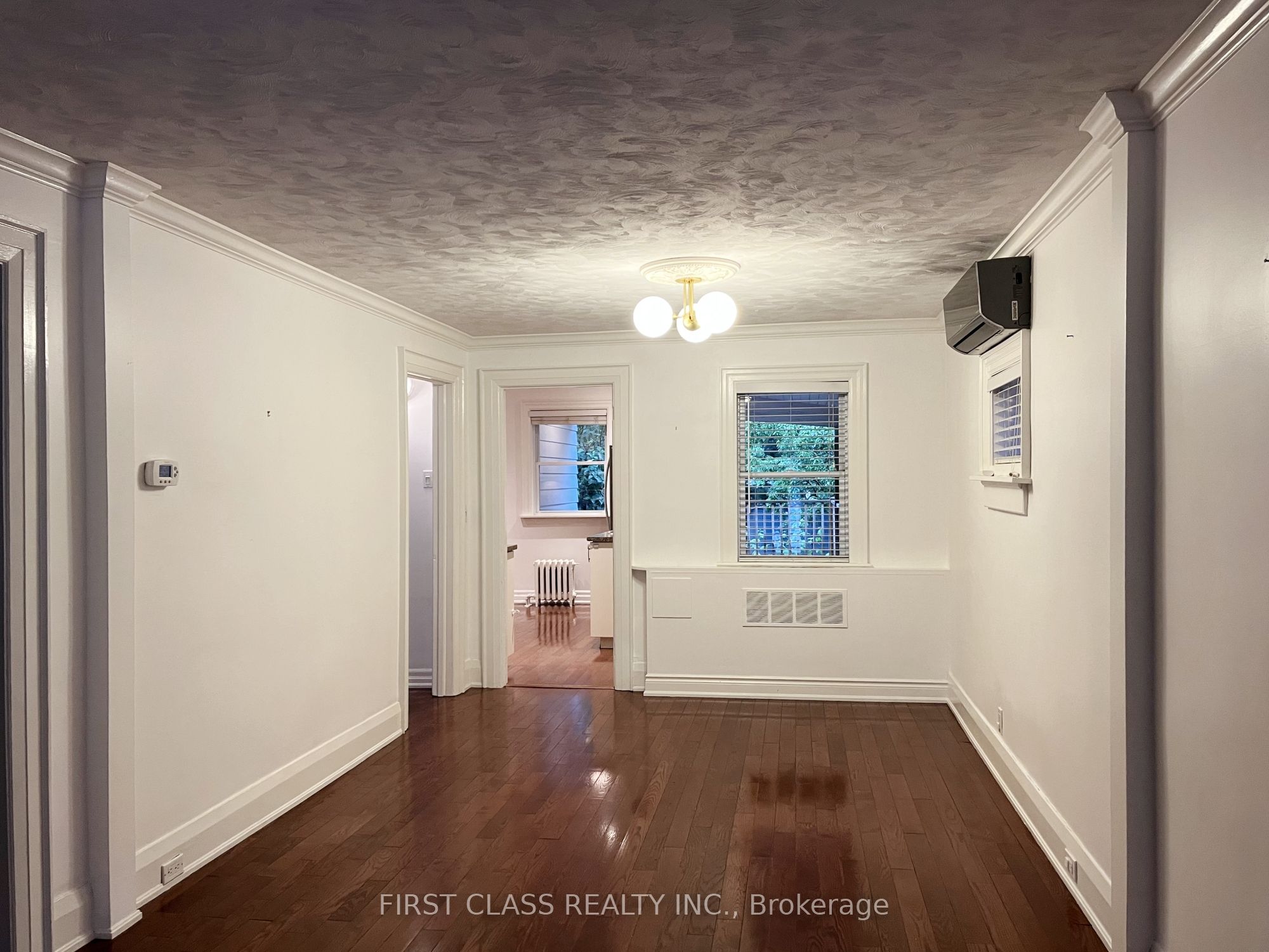 MLS #W12360325 image #2