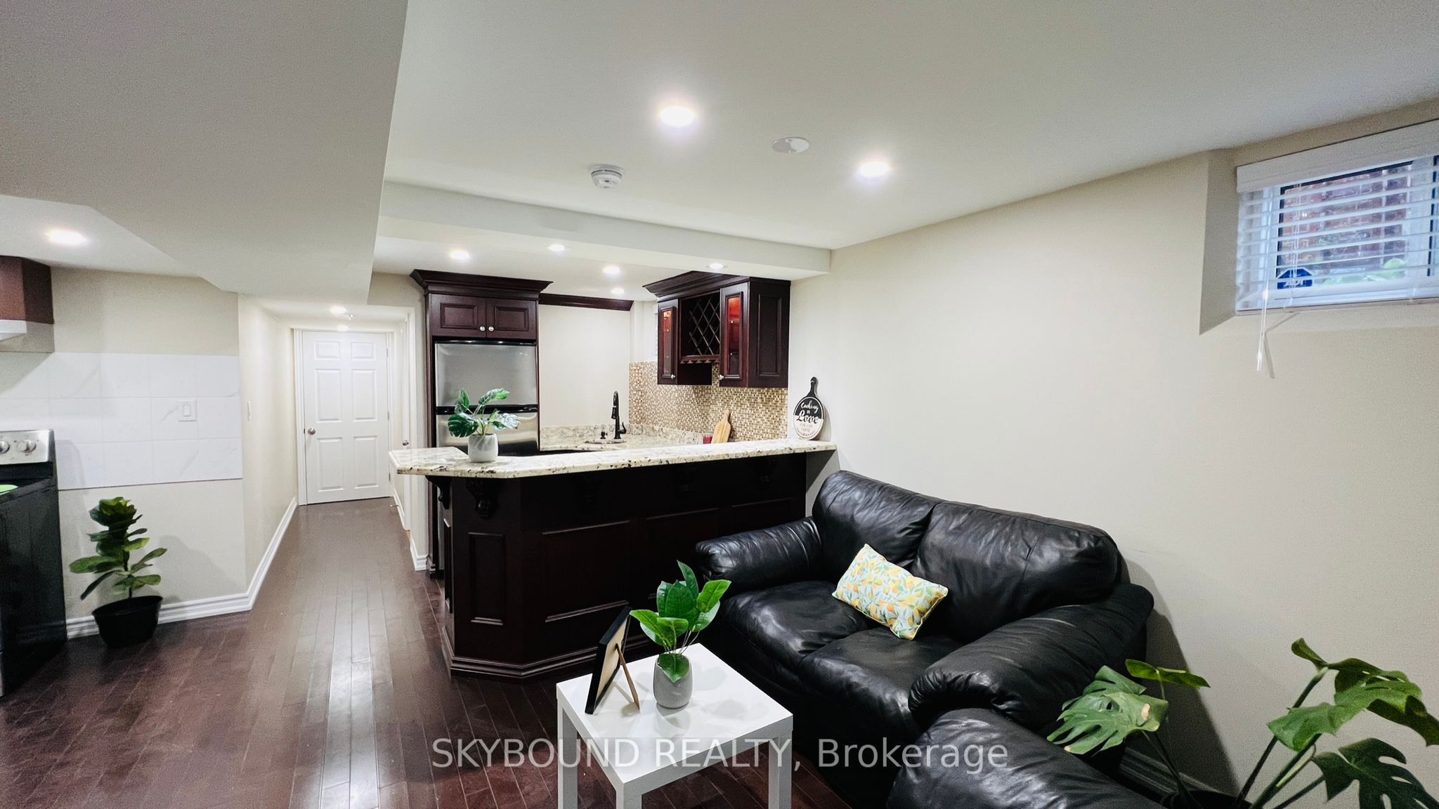 MLS #W12360379 image #13