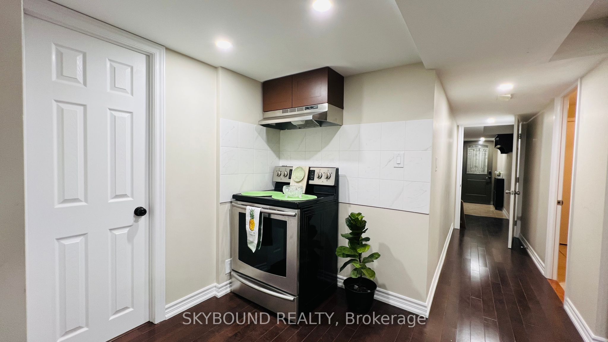 MLS #W12360379 image #14