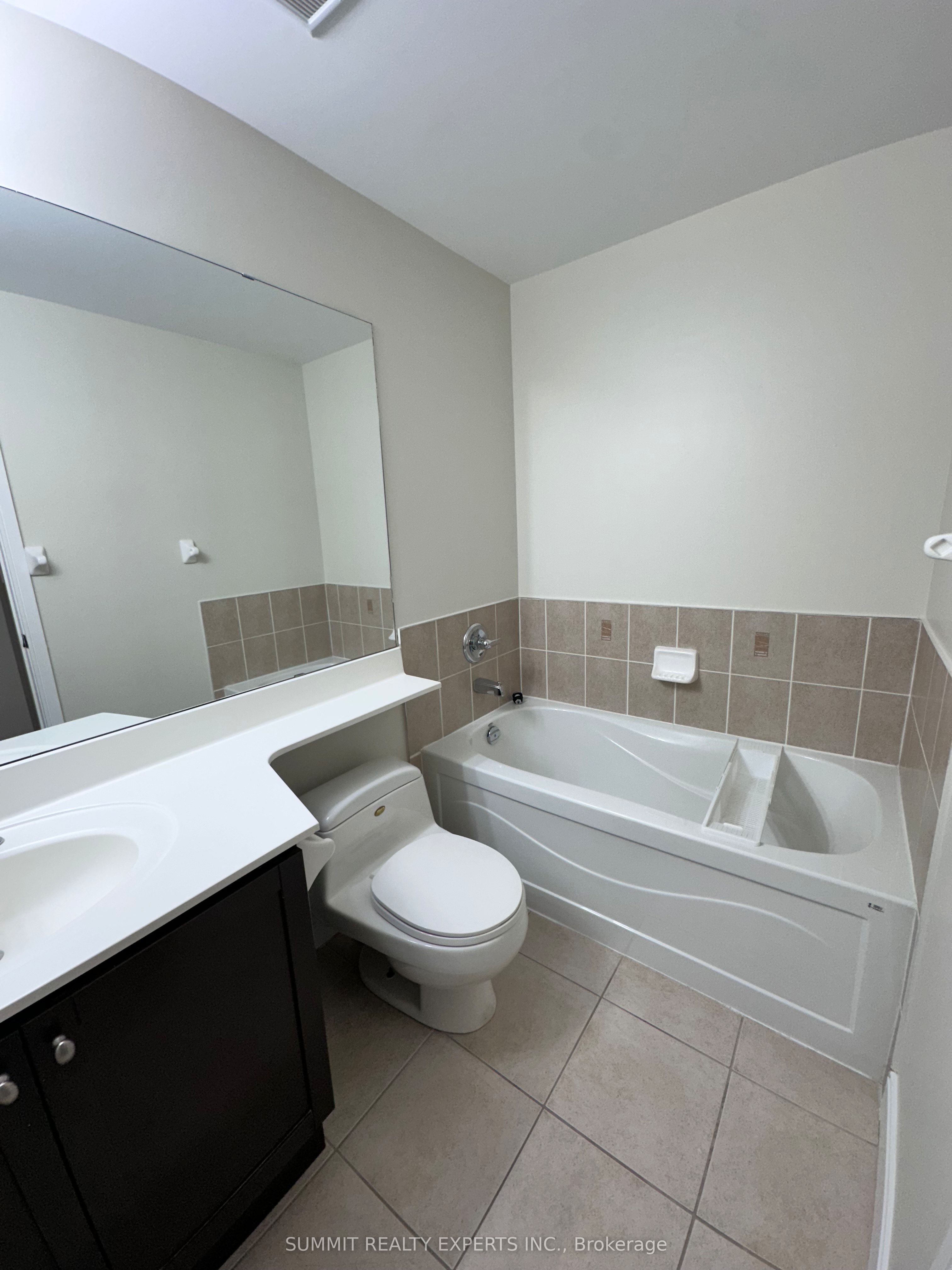 MLS #W12360380 image #8