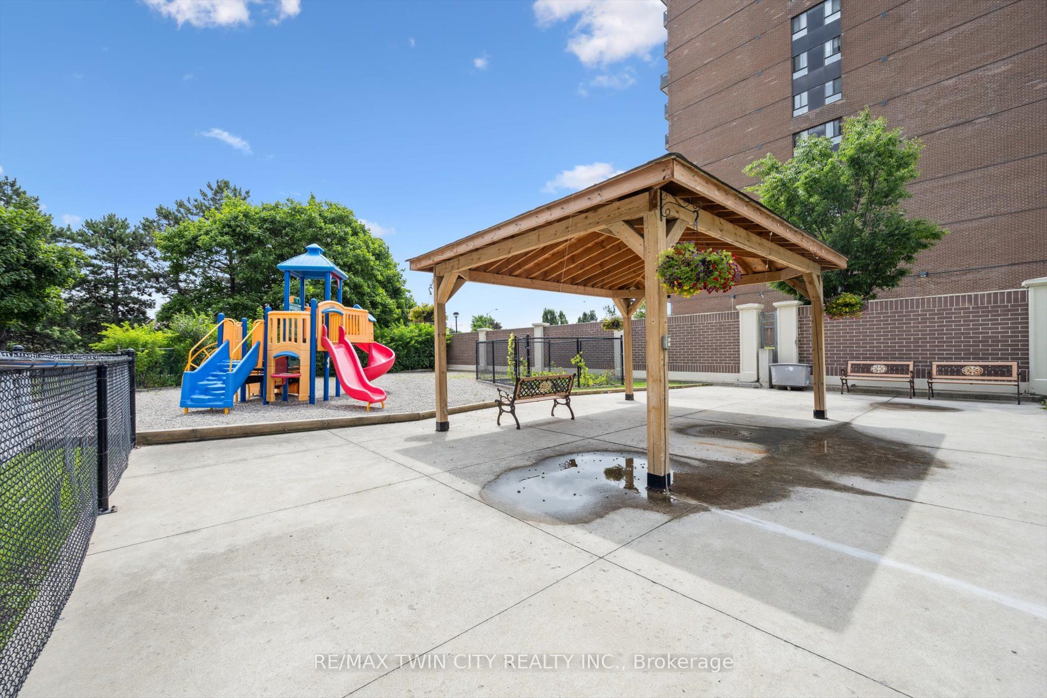 MLS #W12360615 image #18