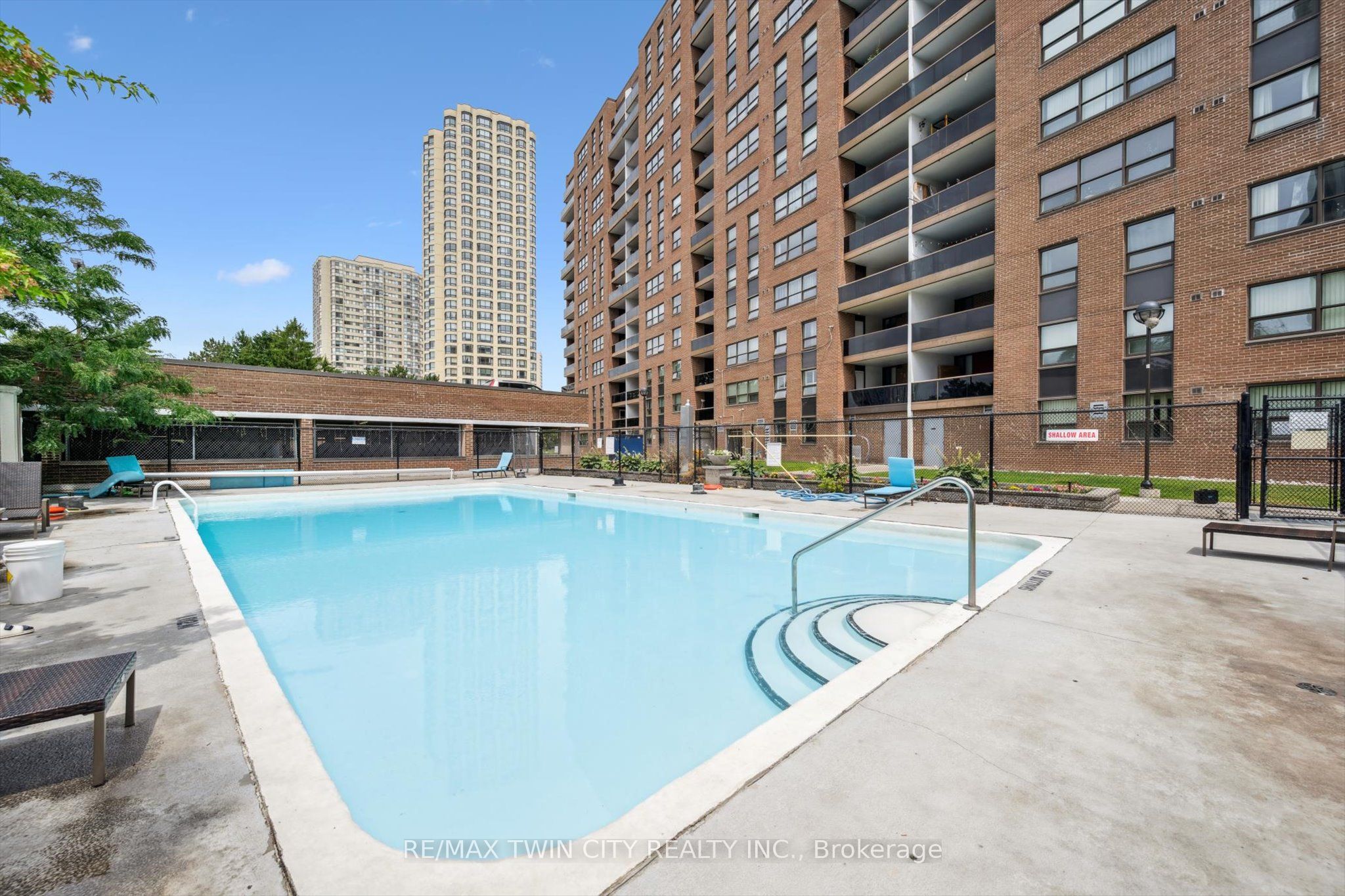 MLS #W12360615 image #19