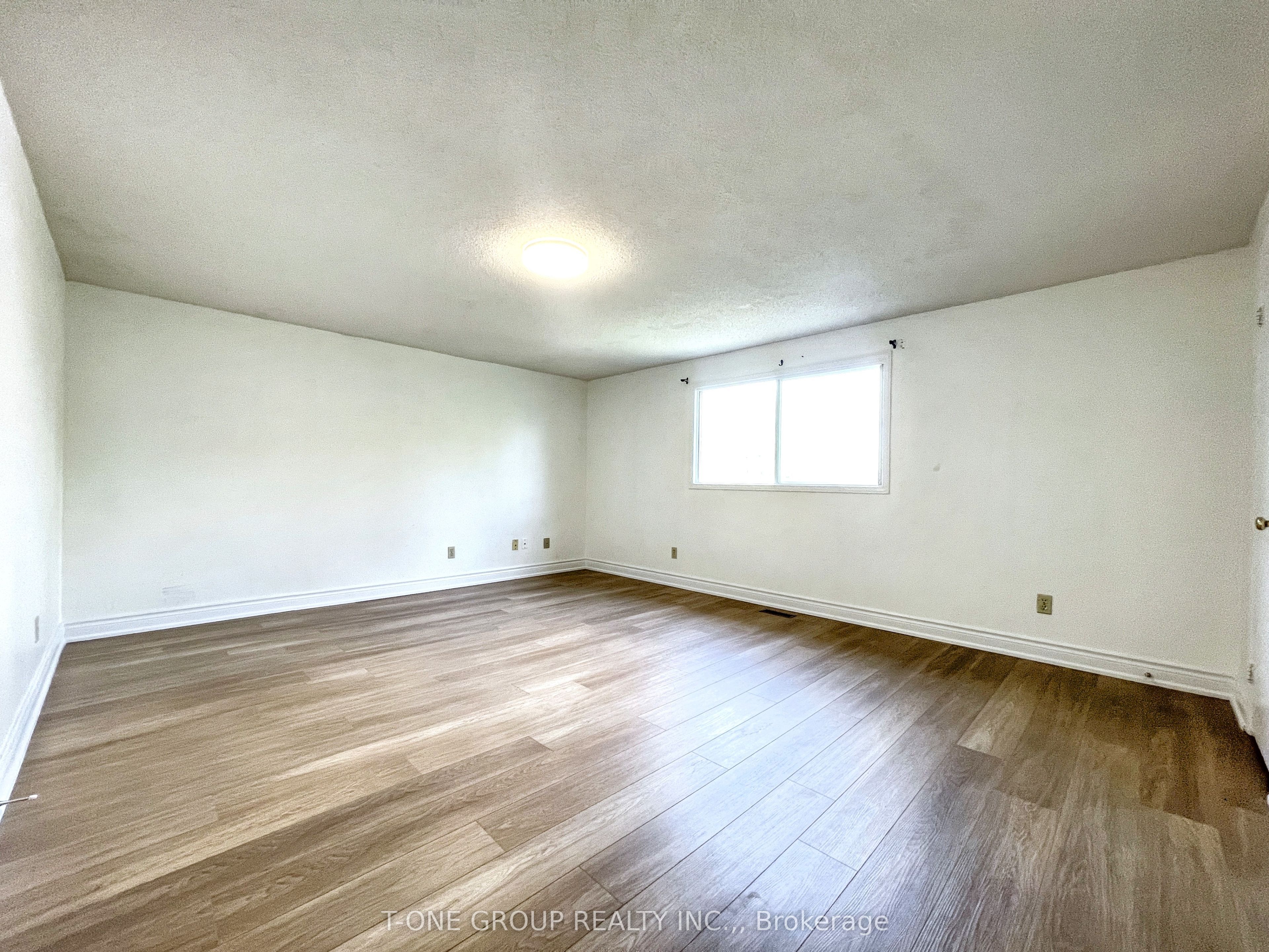 MLS #W12360660 image #12