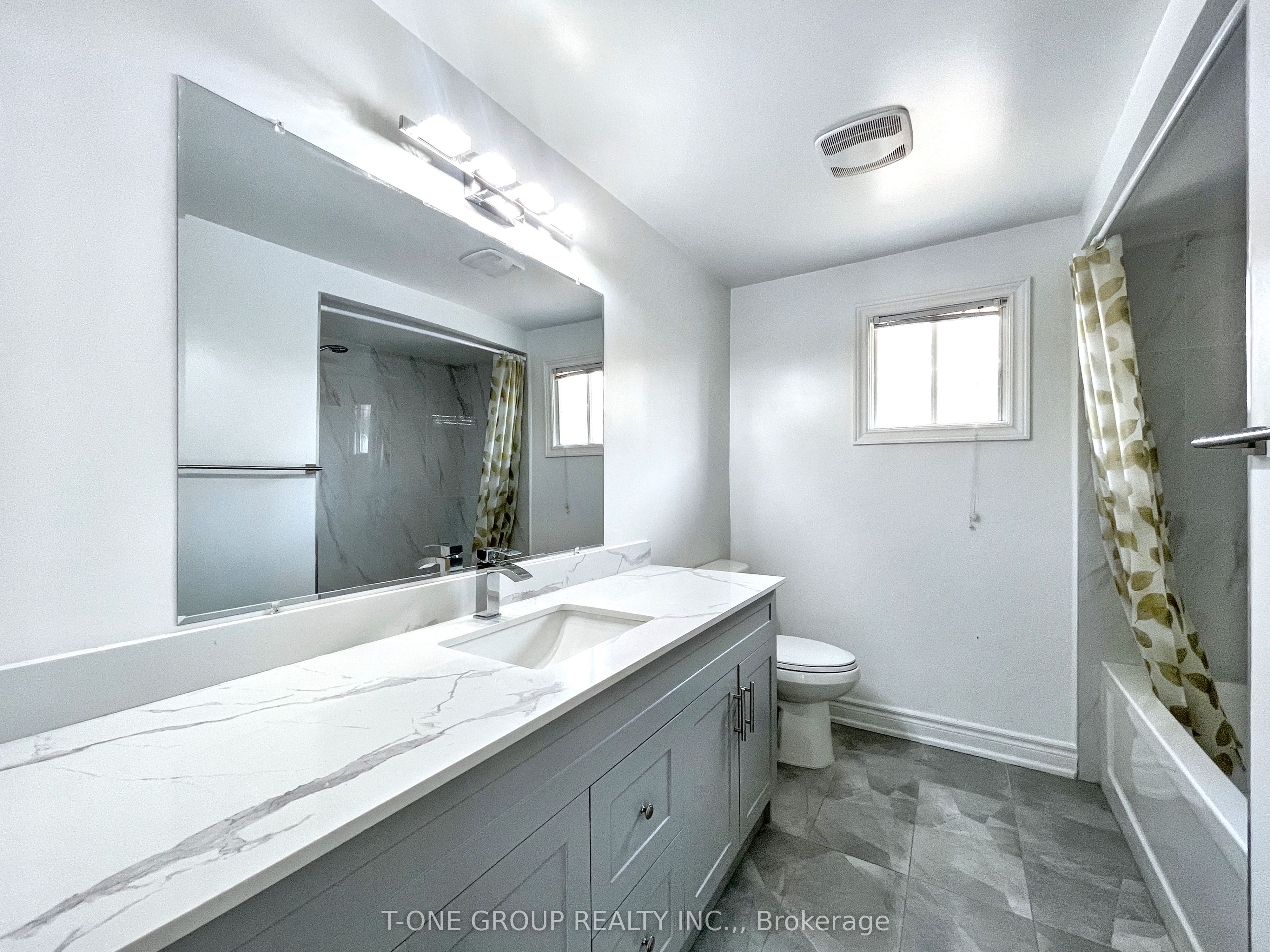 MLS #W12360660 image #13