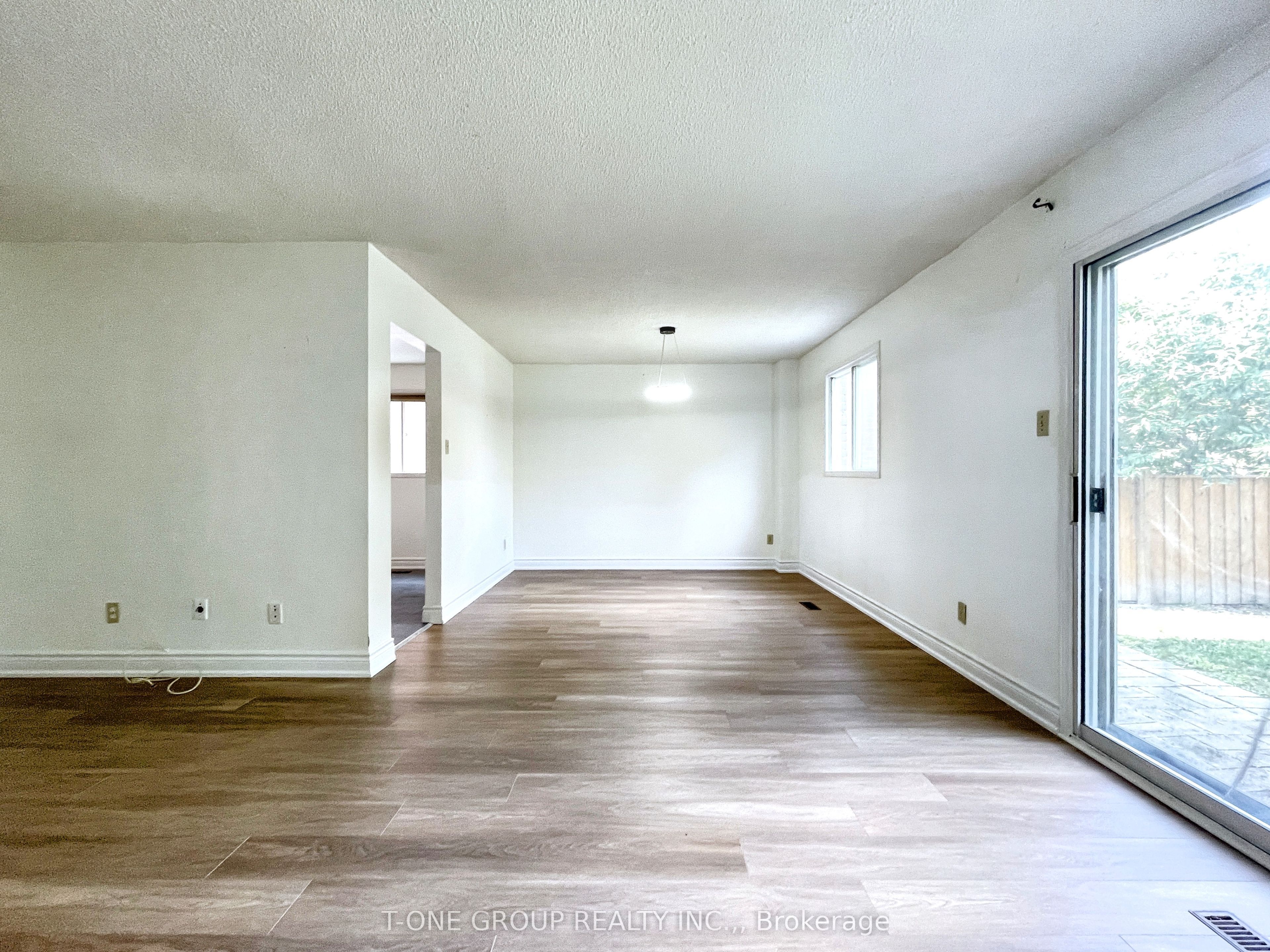 MLS #W12360660 image #7