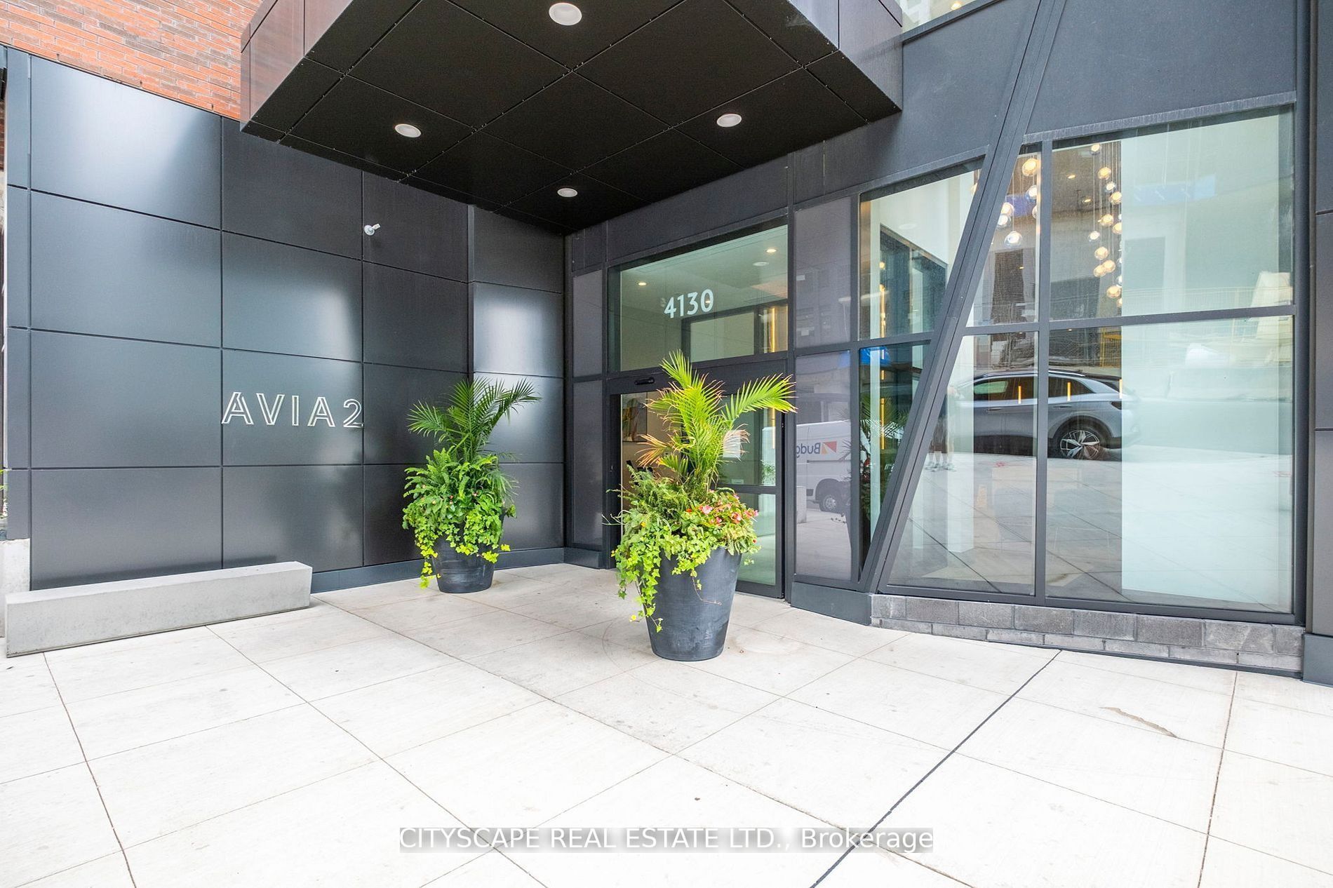 MLS #W12360810 image #17