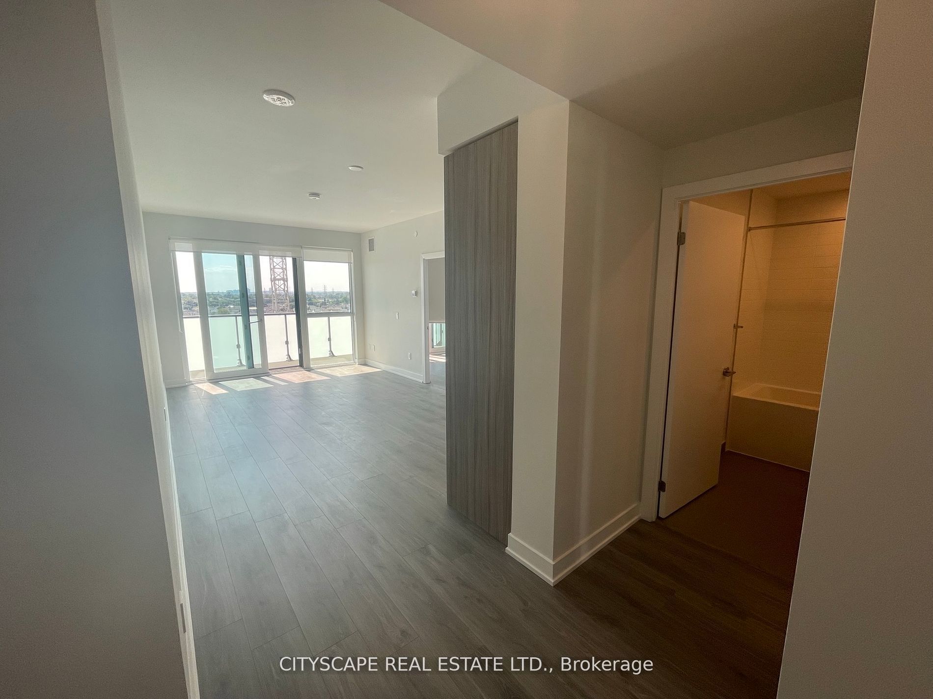 MLS #W12360810 image #4