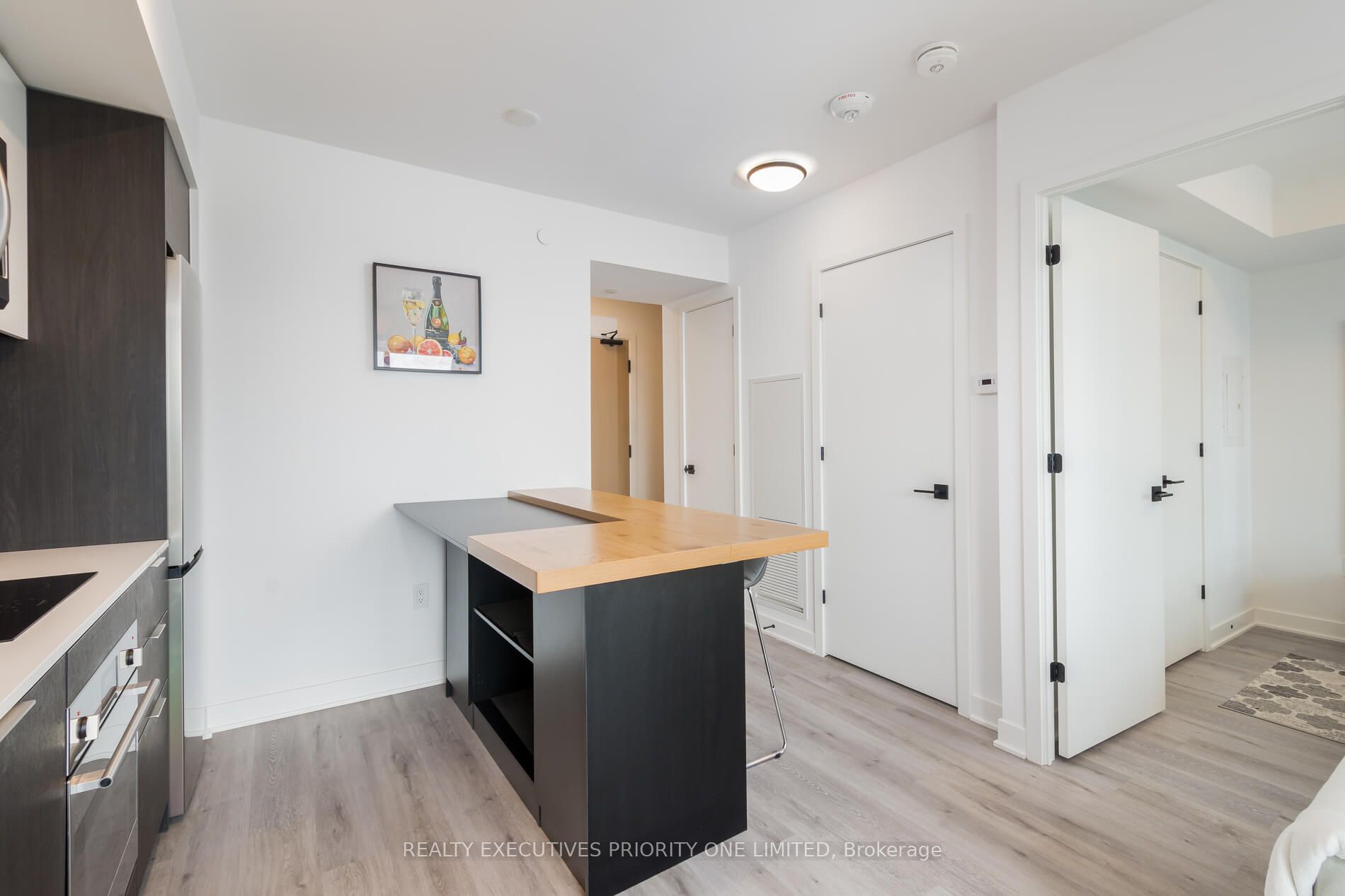 MLS #W12360874 image #11