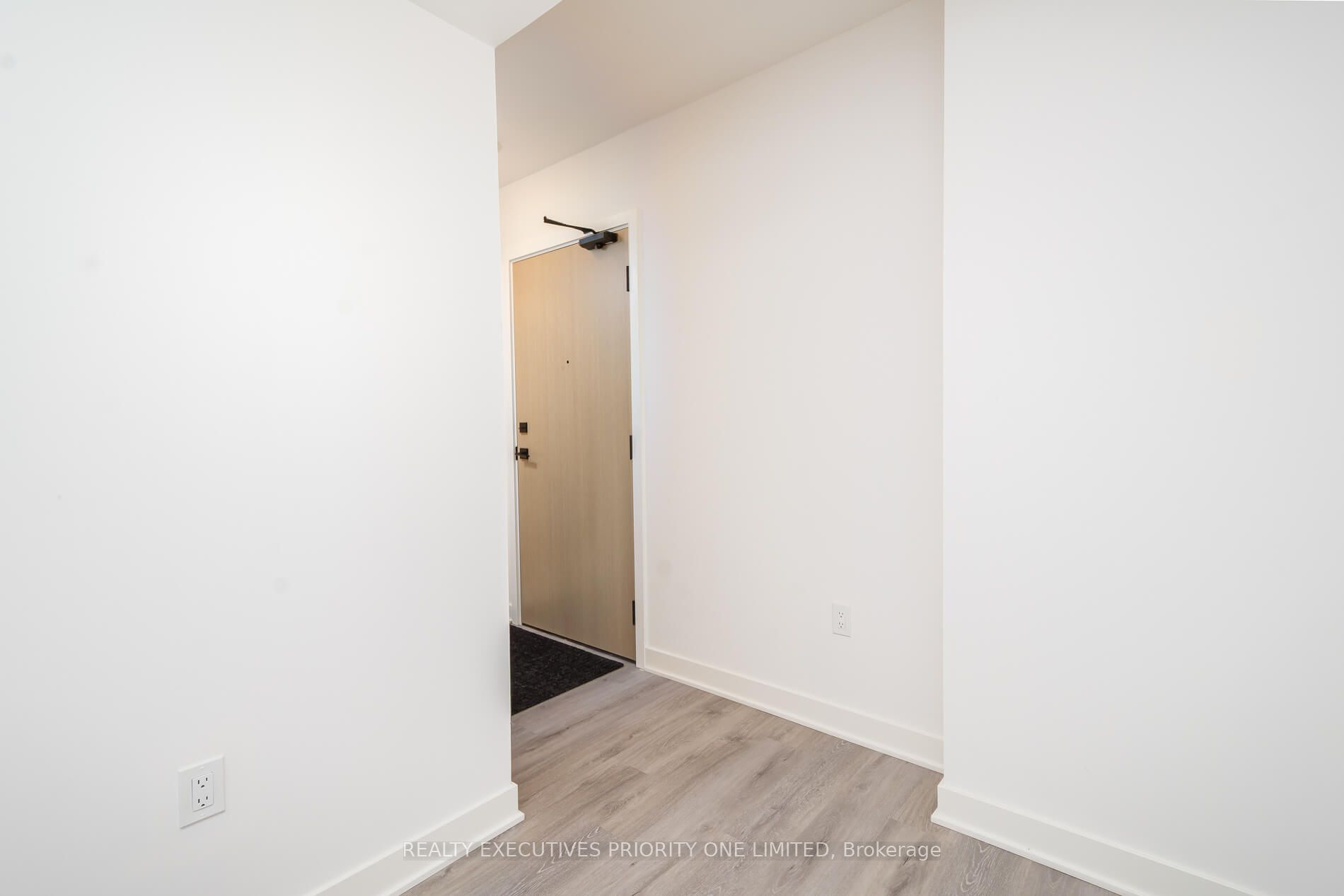 MLS #W12360874 image #14