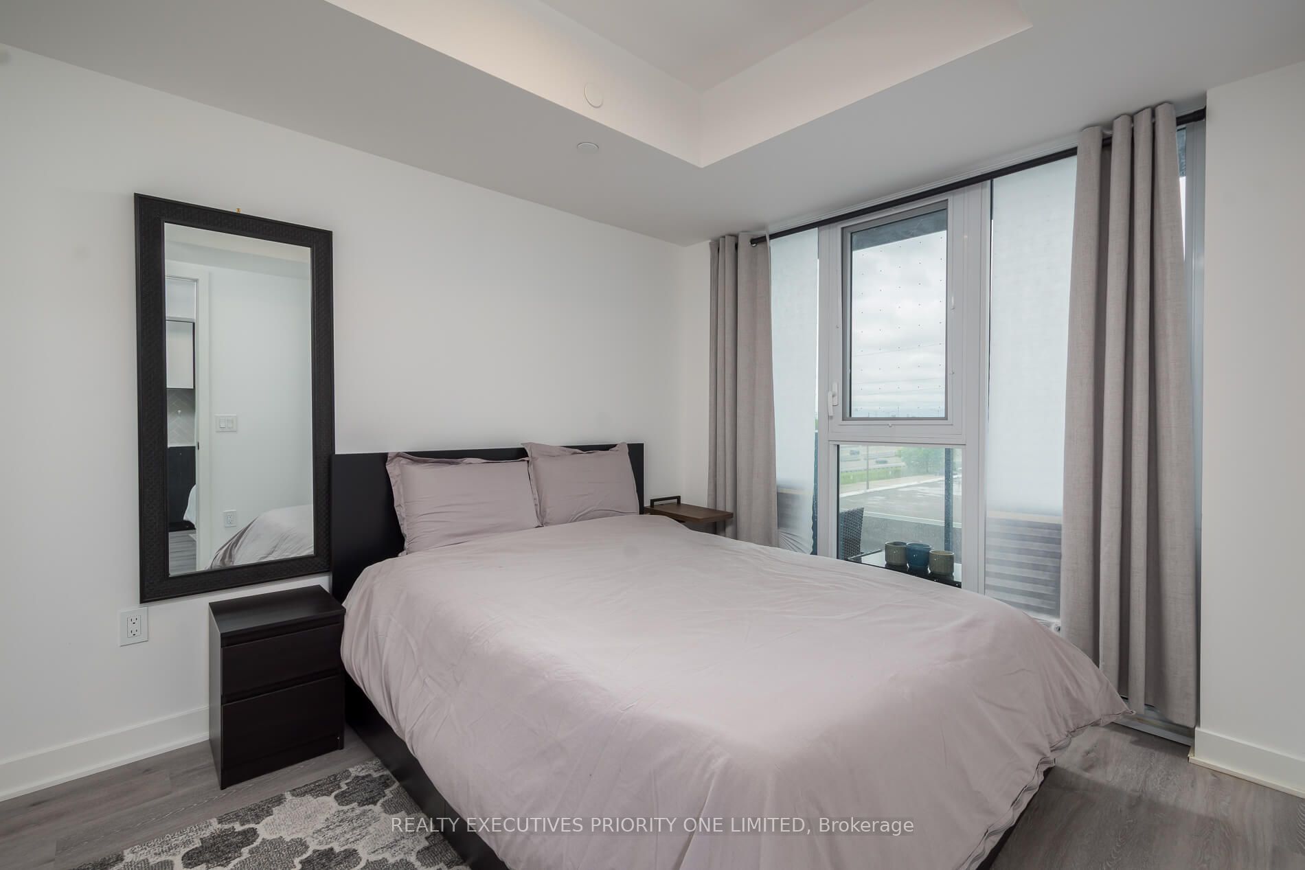 MLS #W12360874 image #19