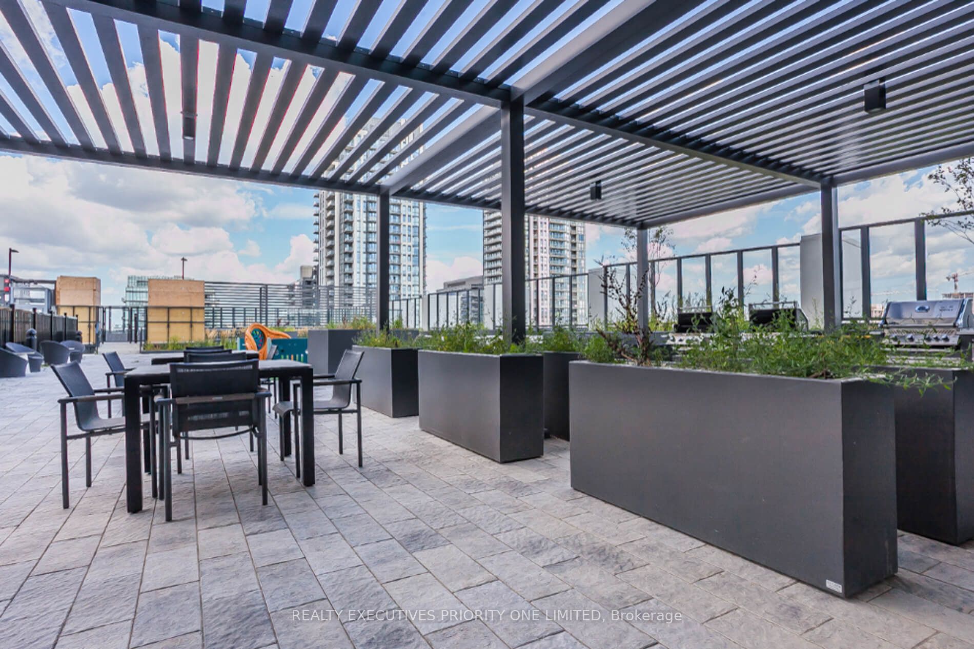 MLS #W12360874 image #24