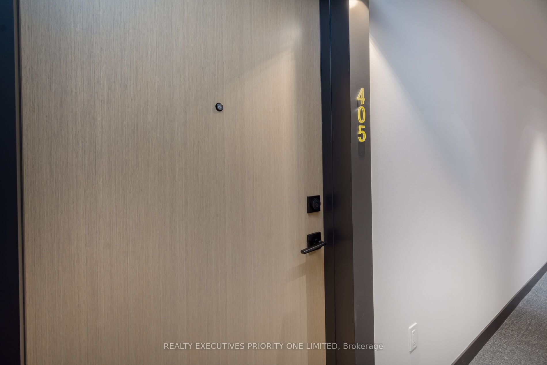 MLS #W12360874 image #4