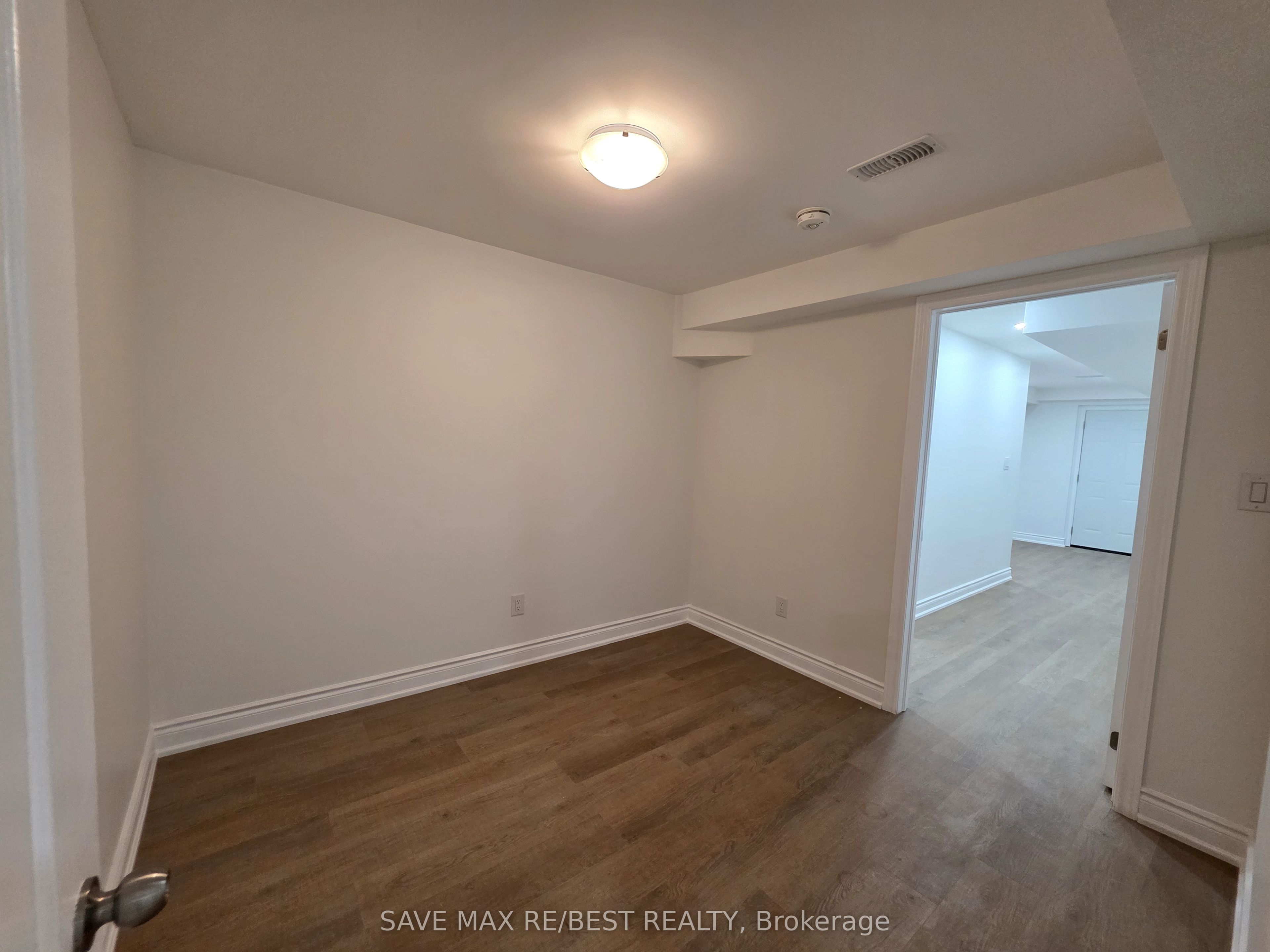 MLS #W12360938 image #2