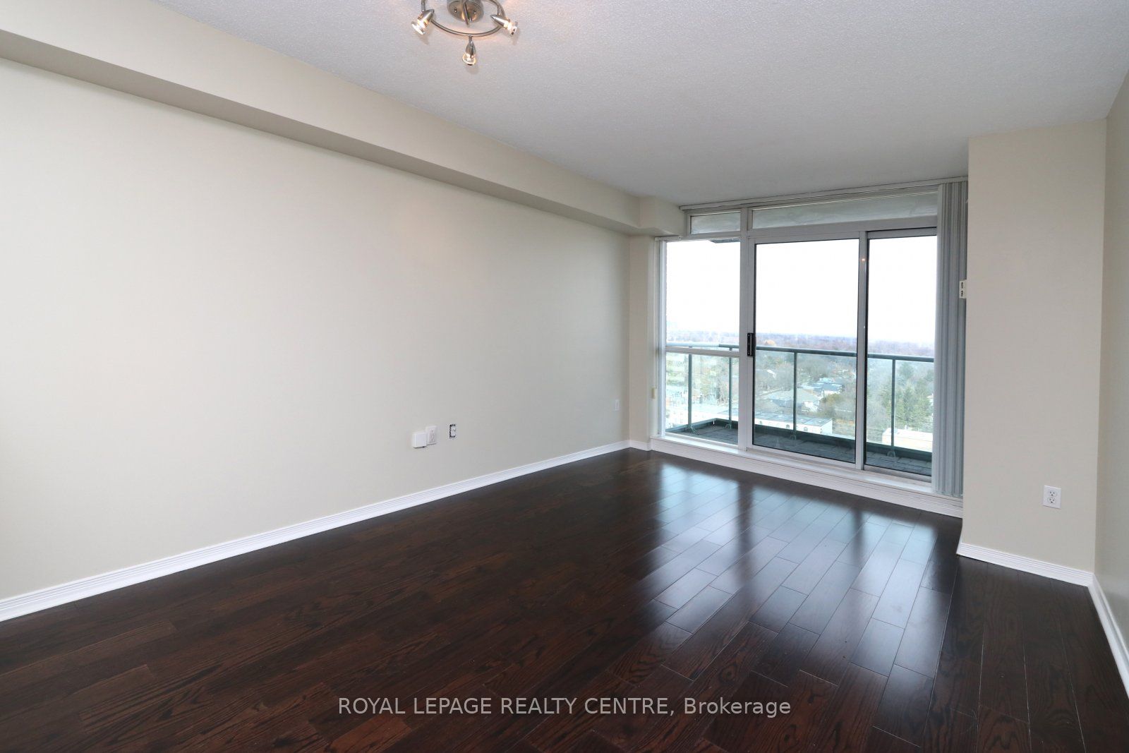 MLS #W12361150 image #1