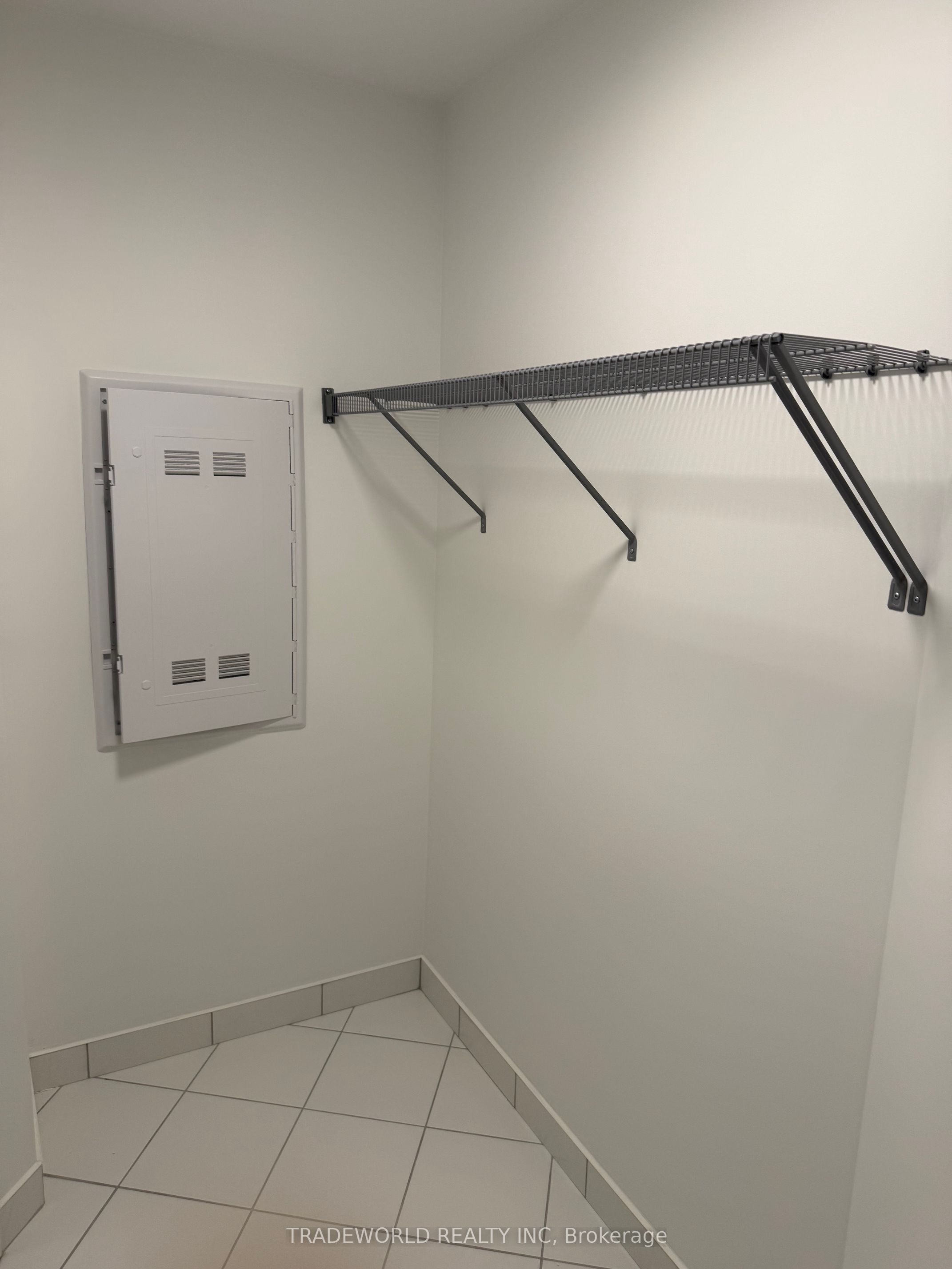 MLS #W12361179 image #3