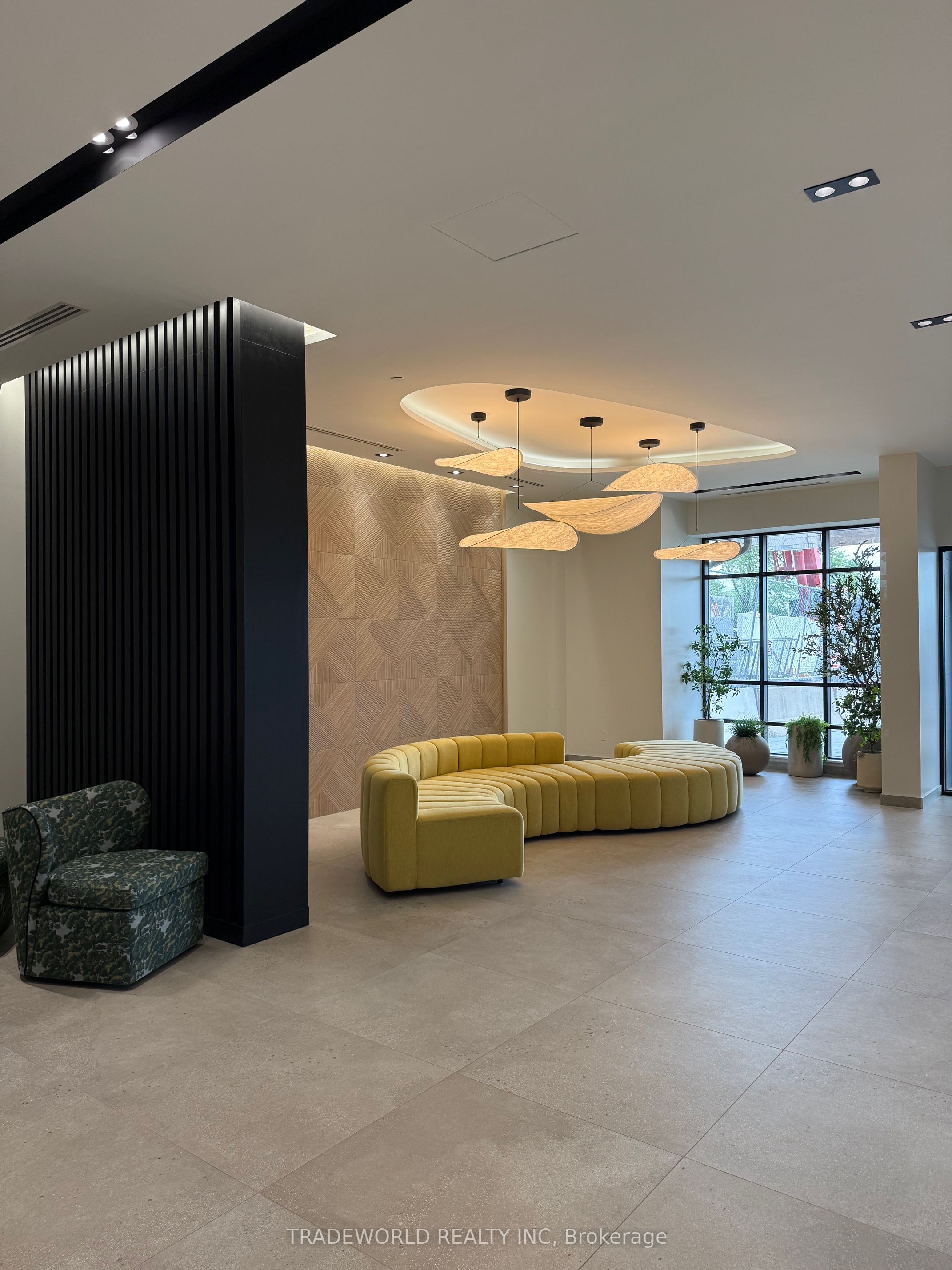 MLS #W12361179 image #7