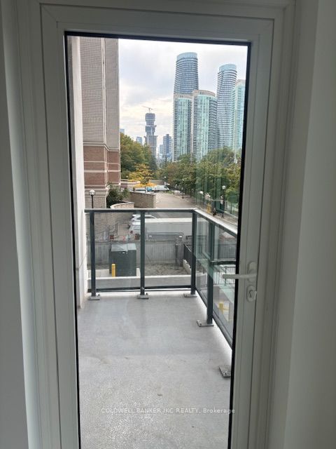 MLS #W12361280 image #11