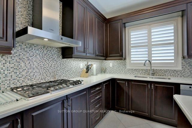 MLS #W12361352 image #8