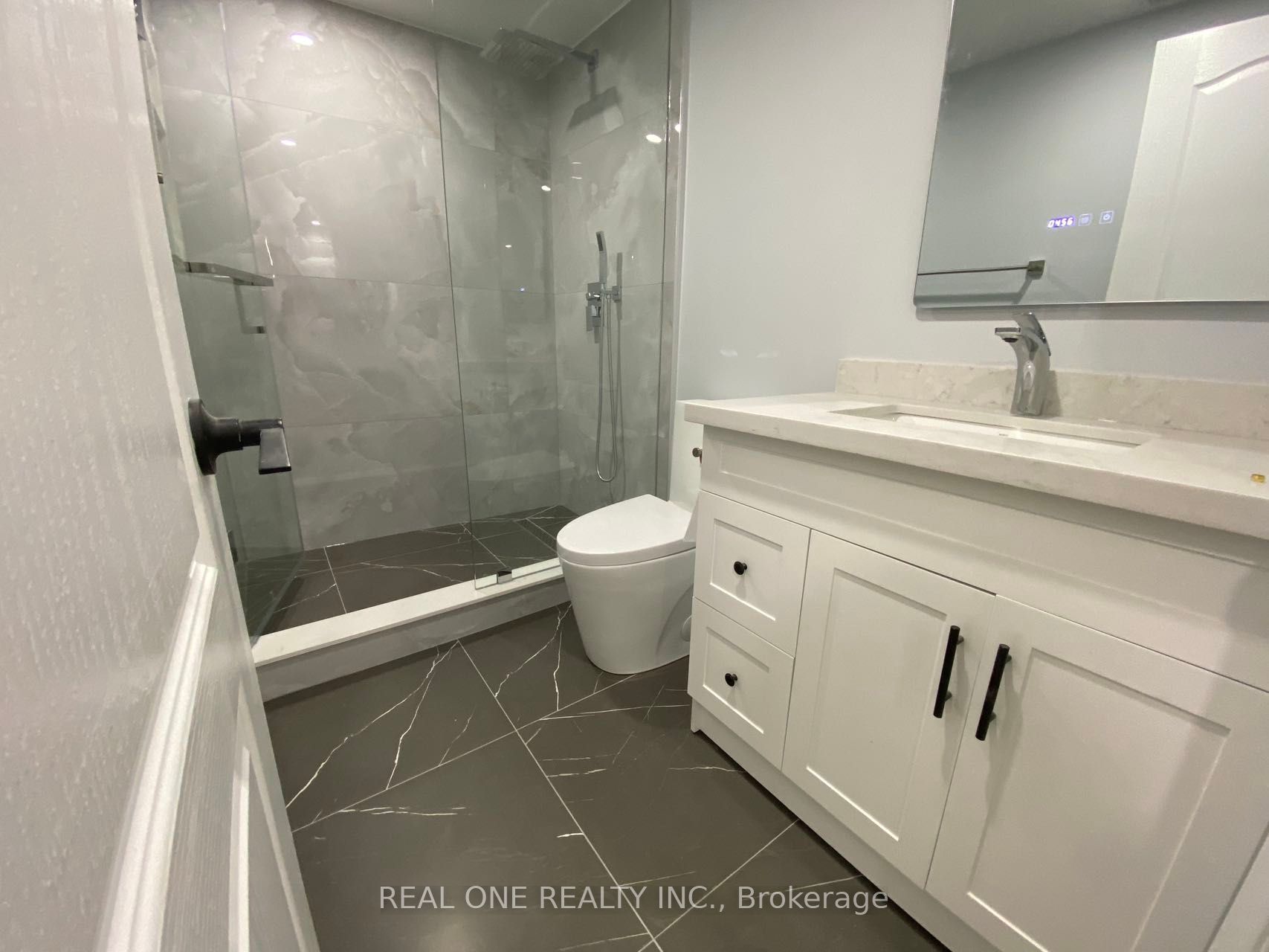 MLS #W12361441 image #10