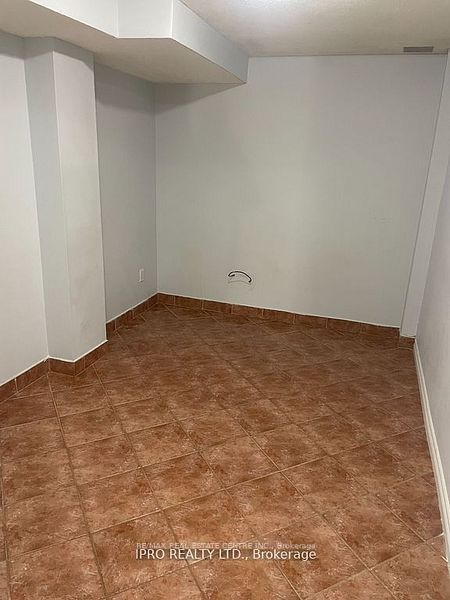 MLS #W12361518 image #2