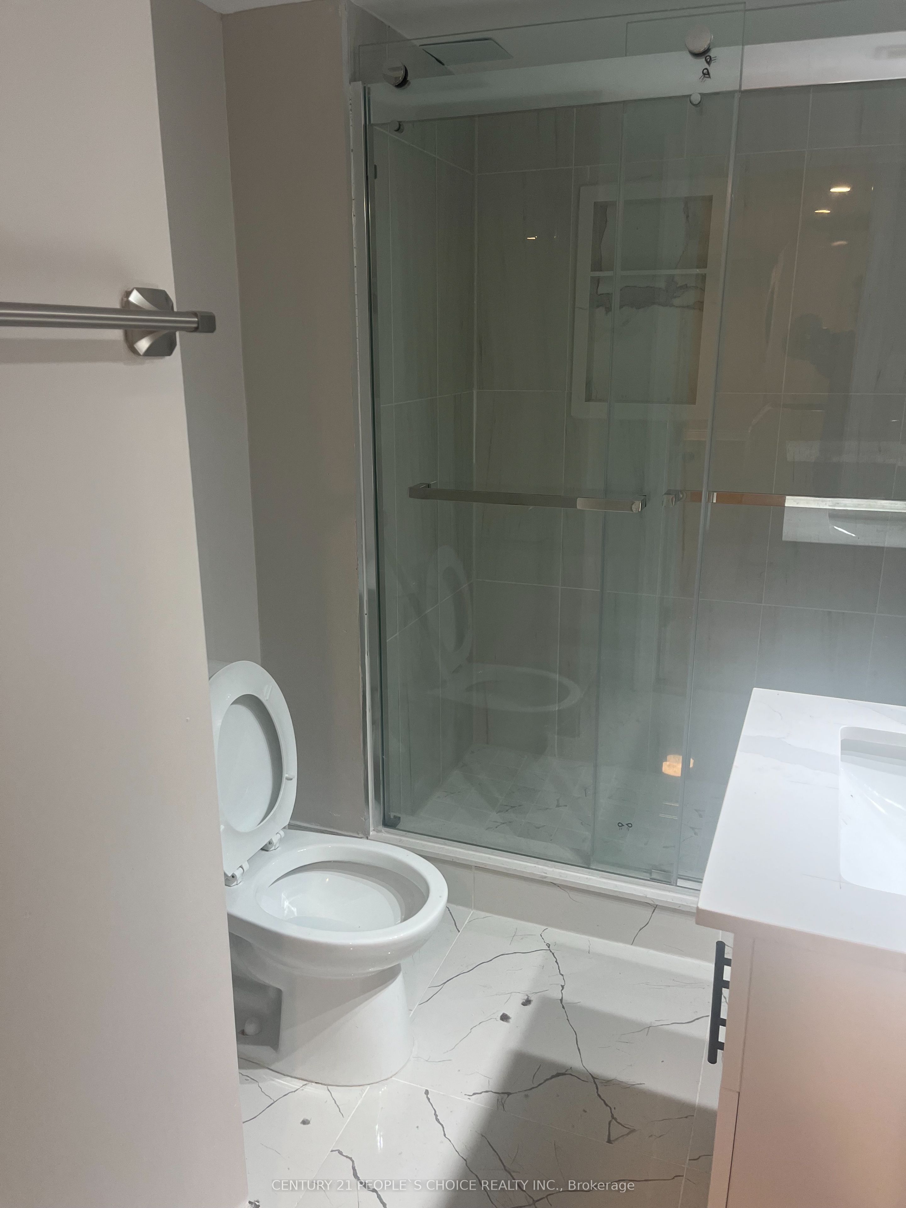 MLS #W12361603 image #6