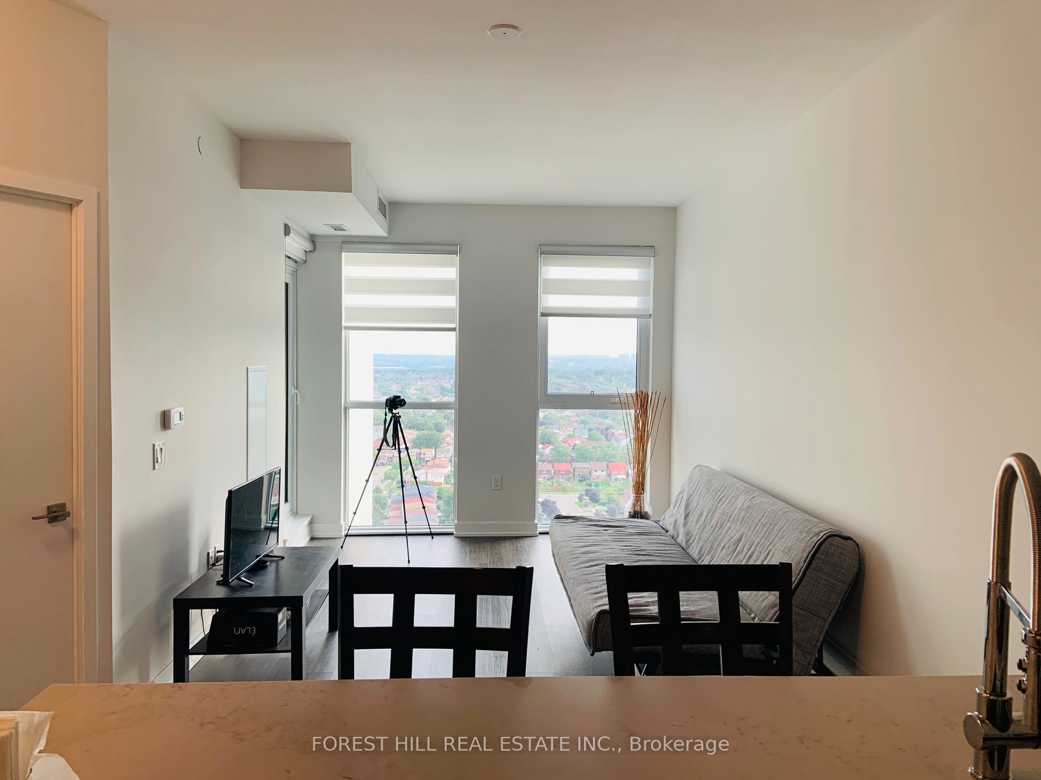 MLS #W12362327 image #3