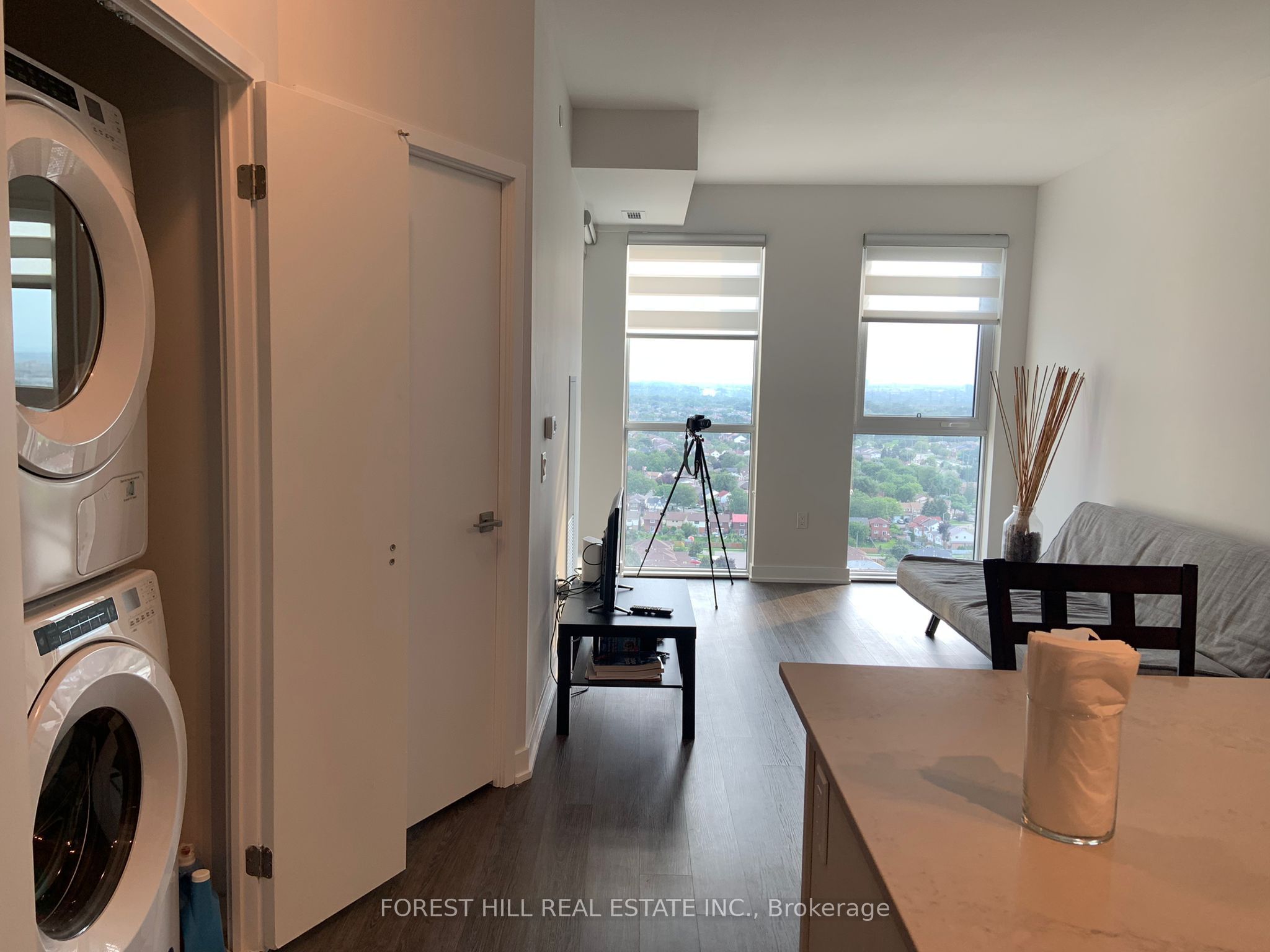 MLS #W12362327 image #9