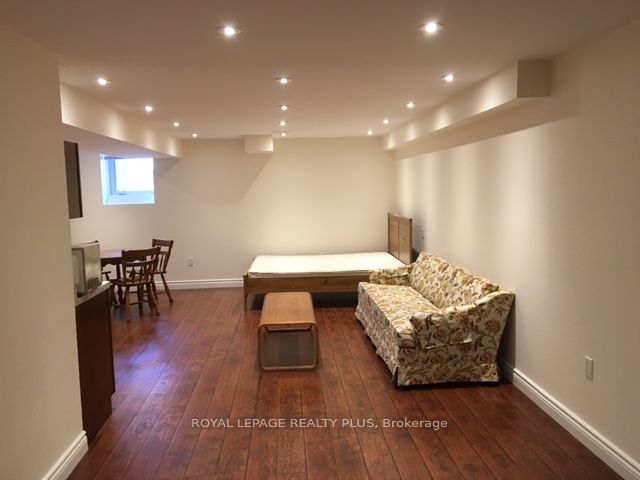 MLS #W12362697 image #2