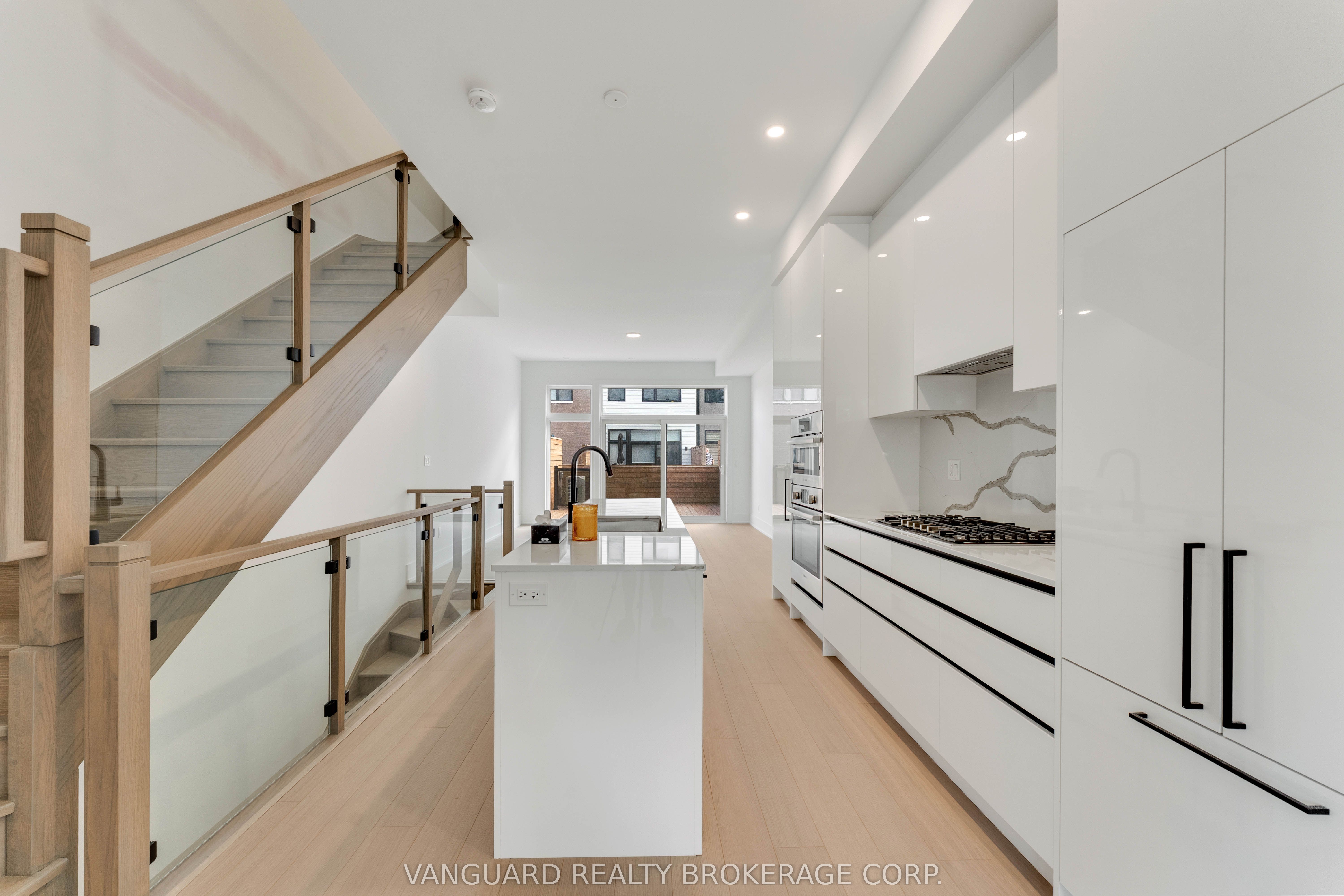 MLS #W12362703 image #15