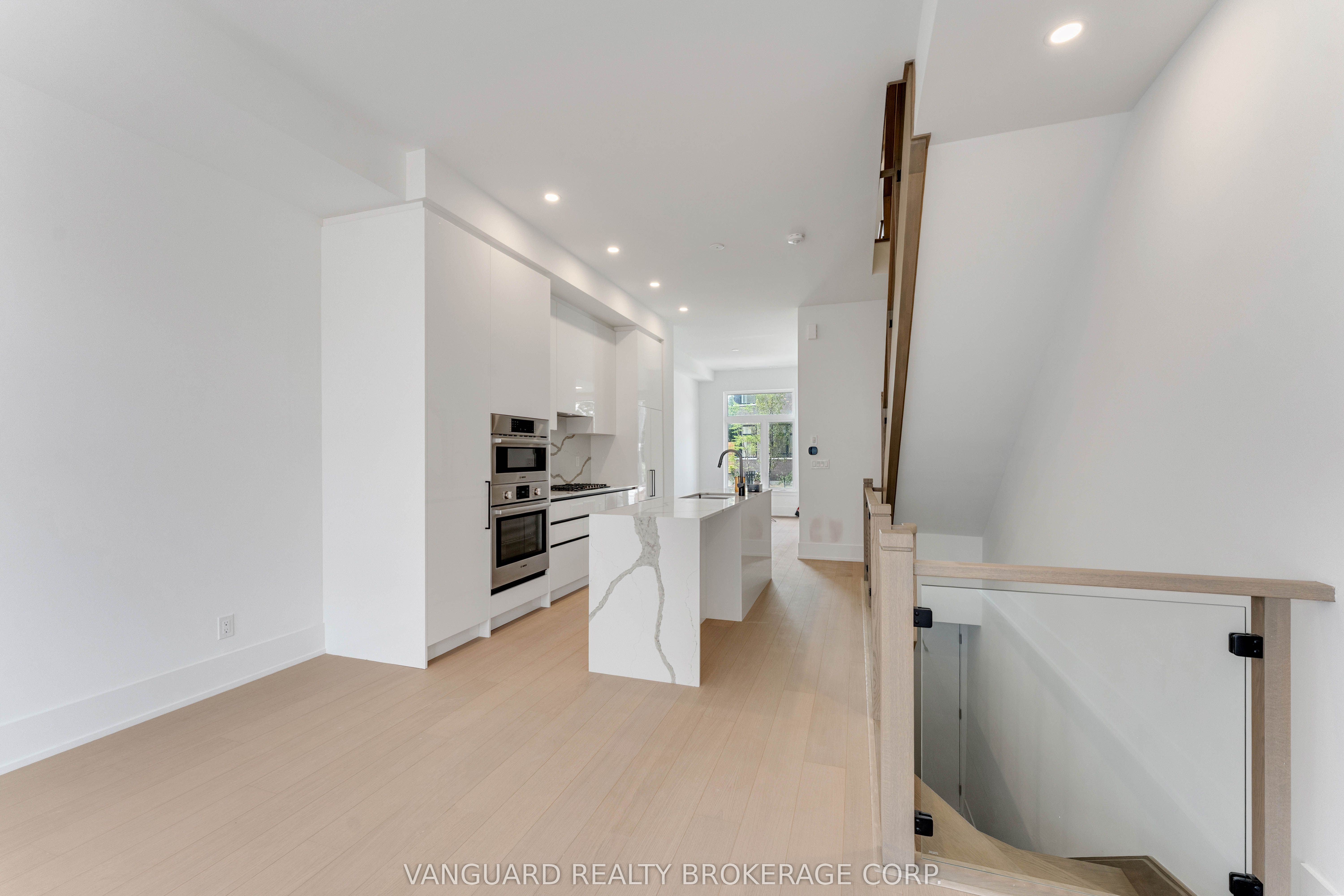 MLS #W12362703 image #18