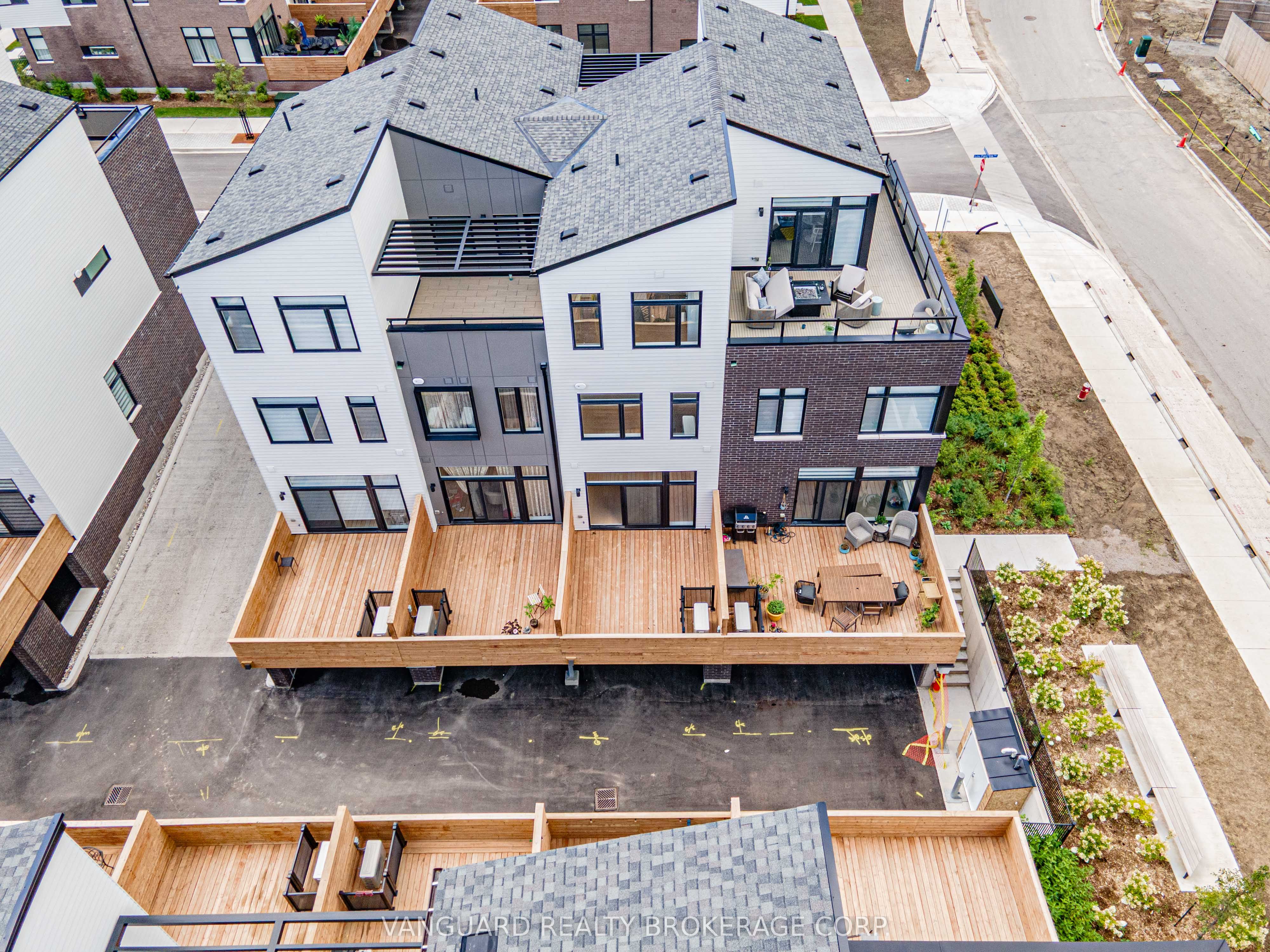 MLS #W12362703 image #6