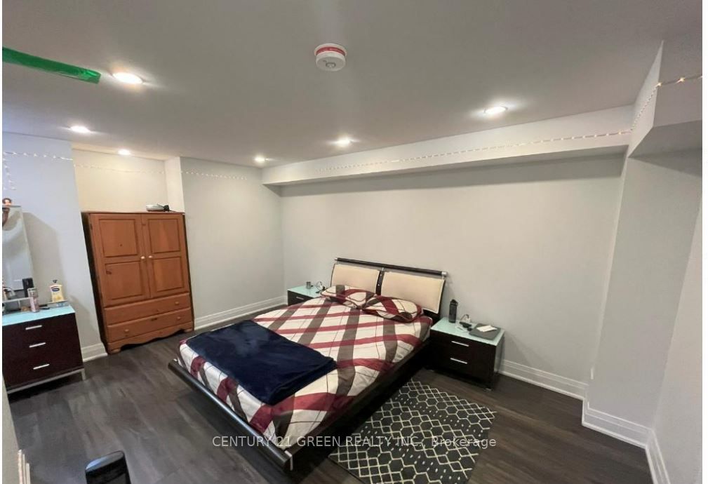 MLS #W12363040 image #5