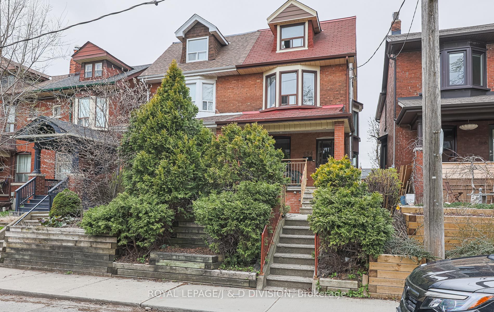 MLS #W12363125 image #1