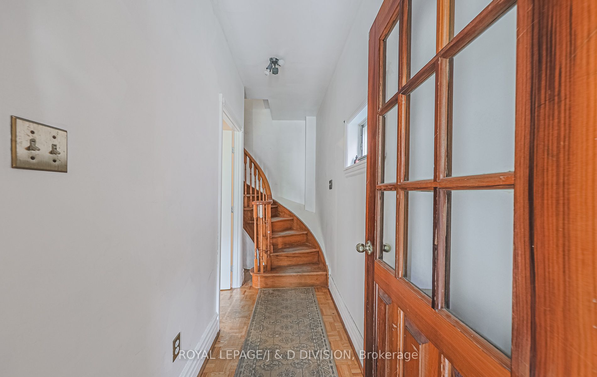 MLS #W12363125 image #3