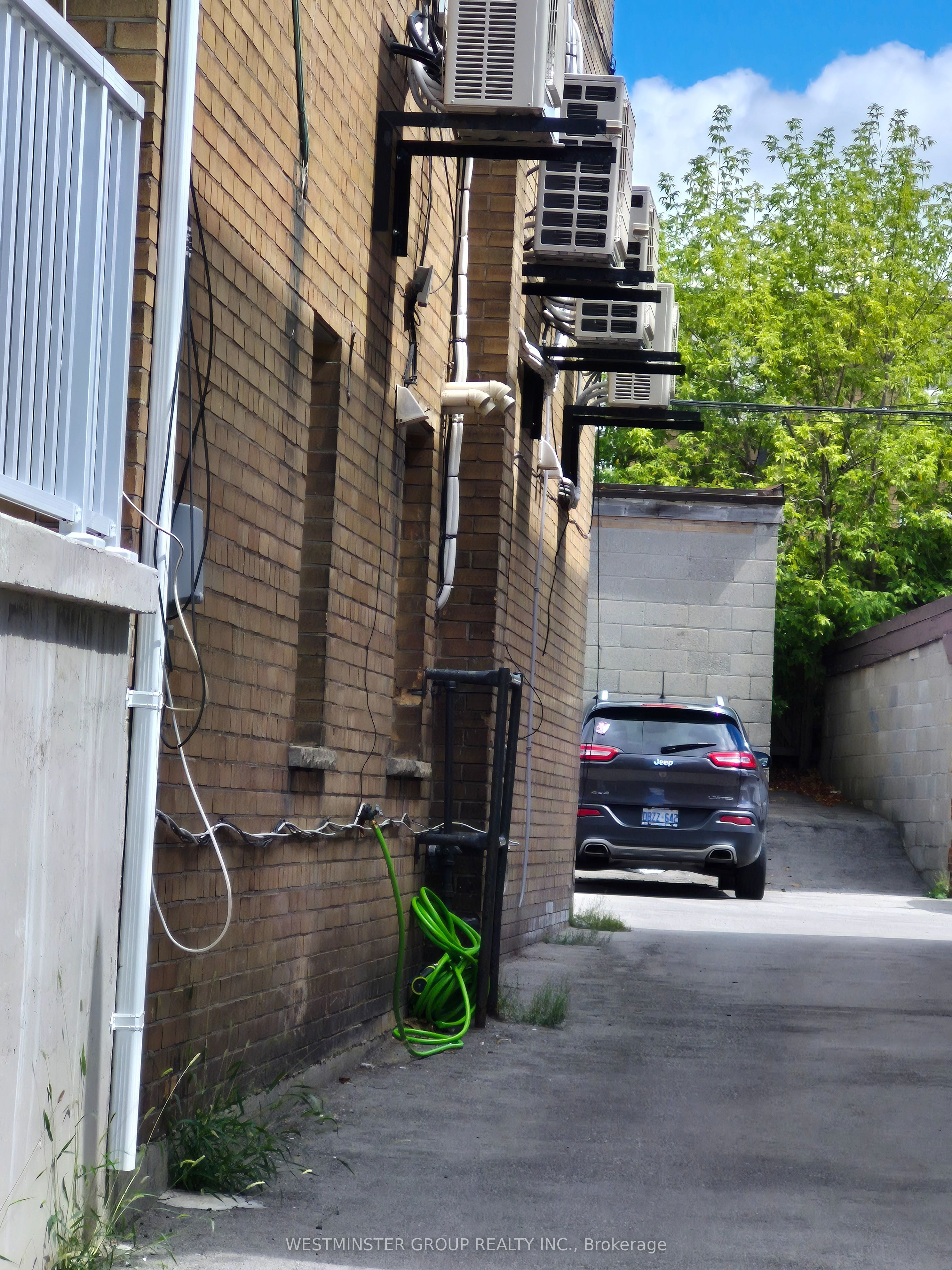 MLS #W12363445 image #8